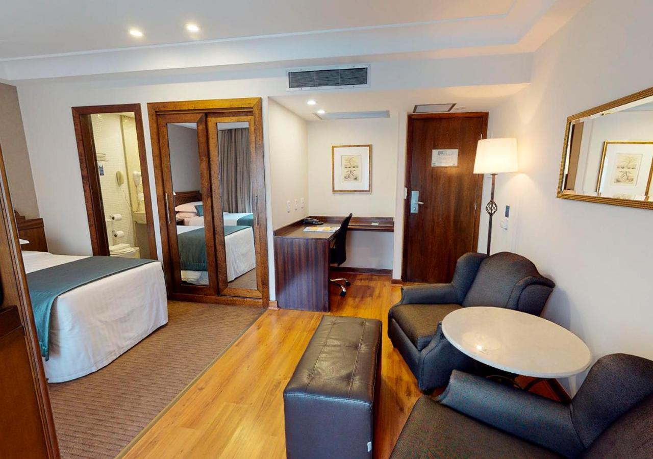 Standard Suite,1212713161:JPEG