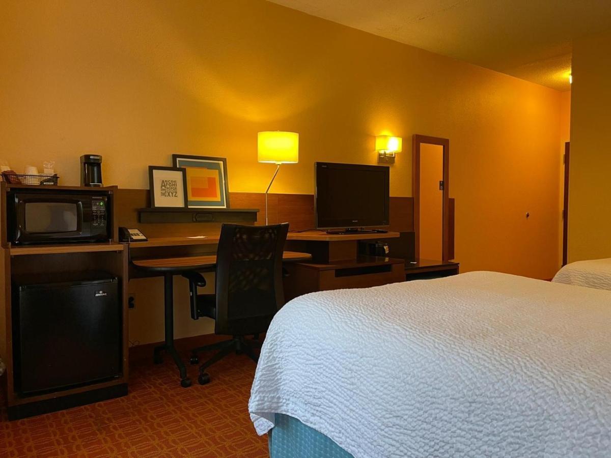 Double Room with Two Double Beds - Non-Smoking