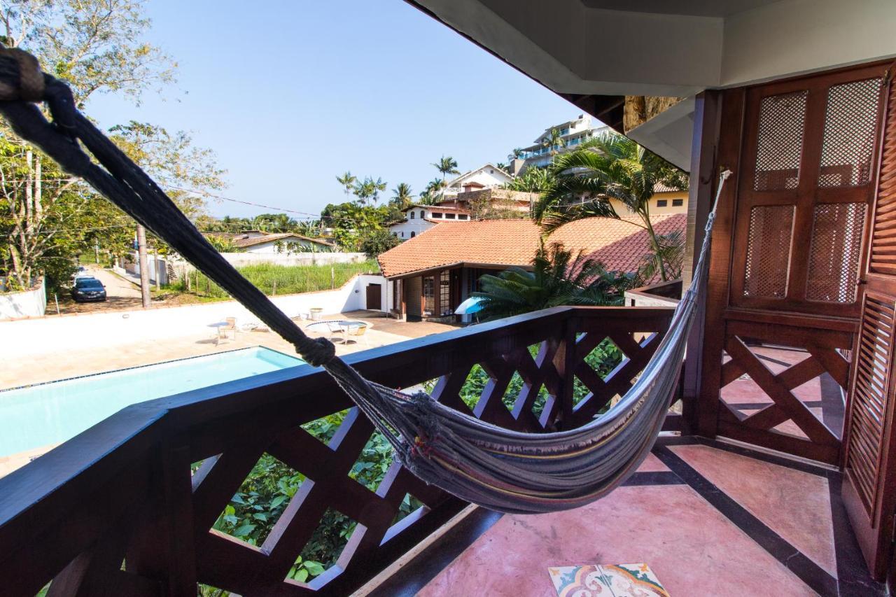 Mezzanine balcony