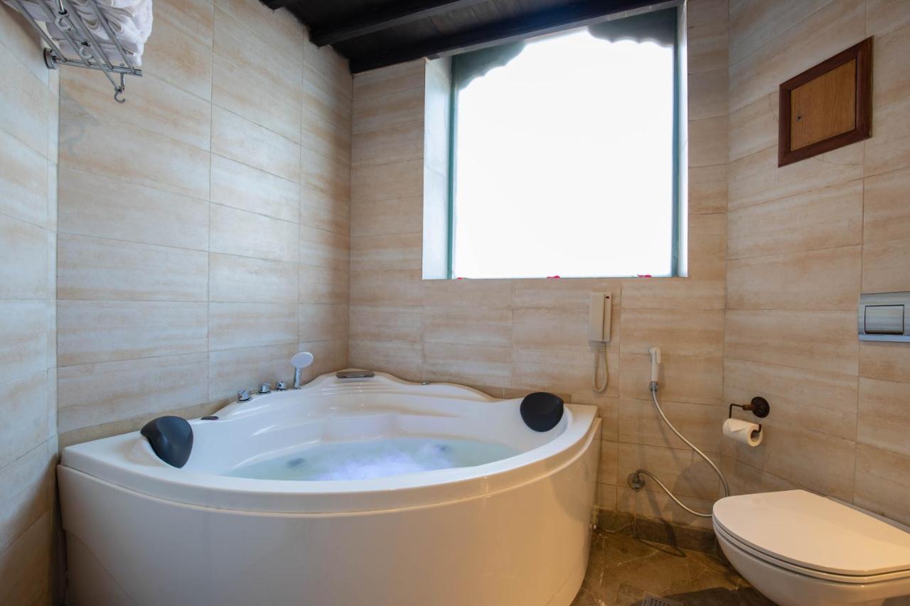 Heritage Suite – 10% off on Food & Beverage and Spa