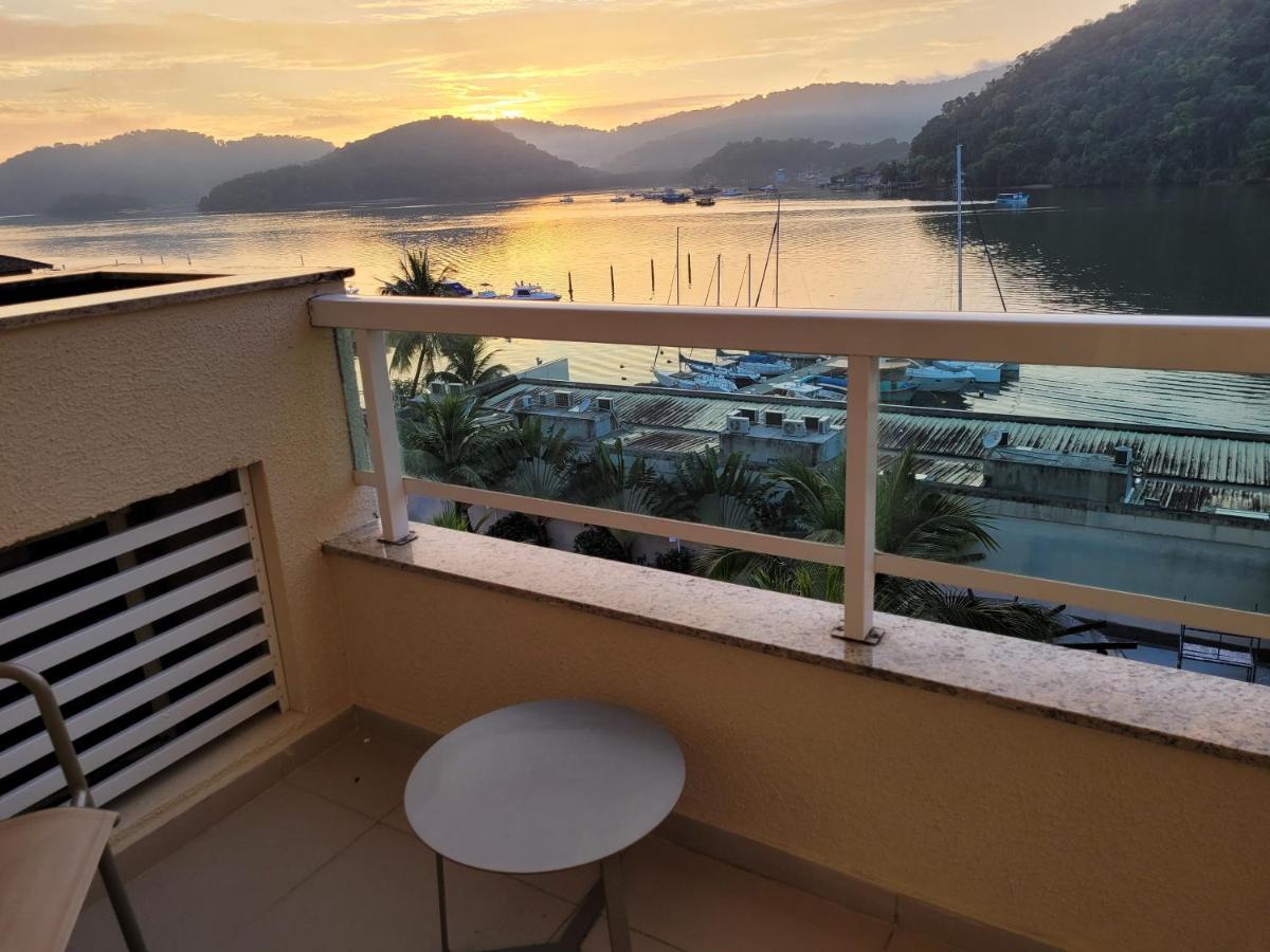 Studio with Sea View,1184484165:JPEG