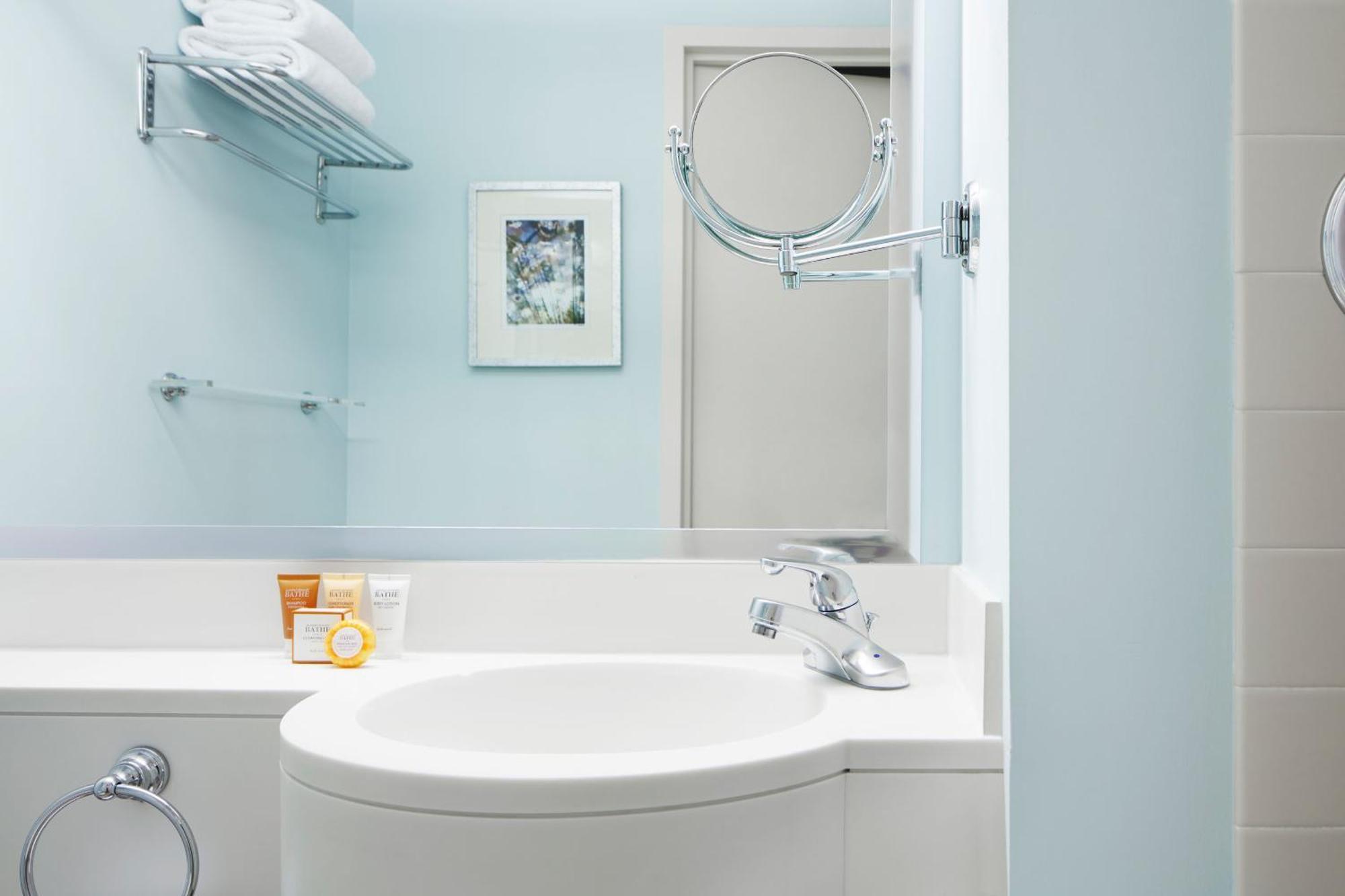 Standard Queen Room,1604072500:JPEG