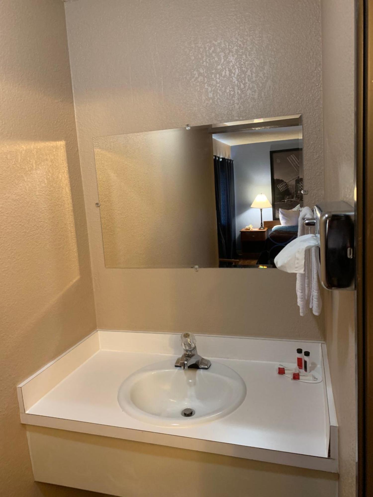 Double Room Two Double Beds Non-Smoking