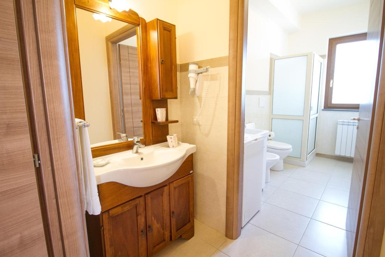 One-Bedroom Apartment with Terrace and Sea View,1268481685:JPEG