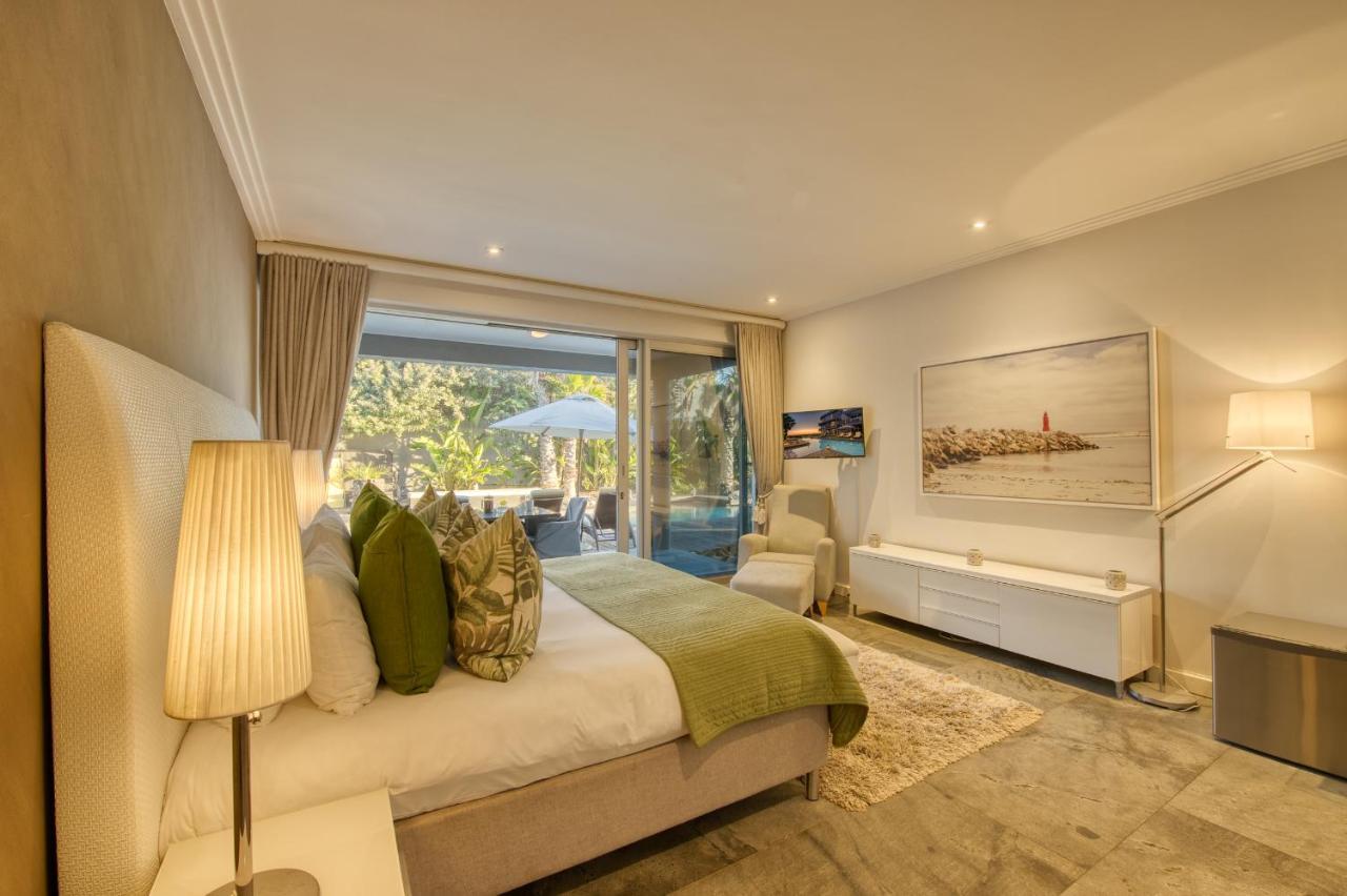 Doppelzimmer mit Poolblick