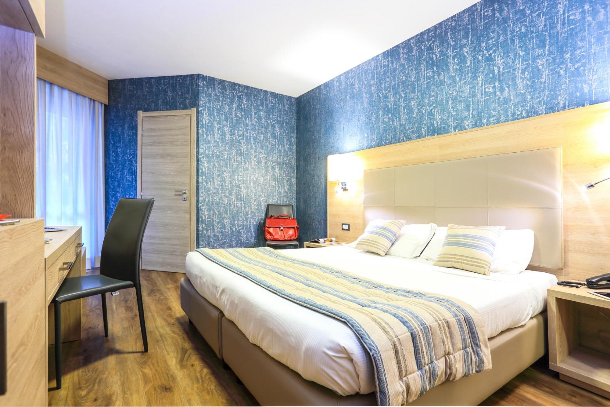 Habitación Triple con balcón