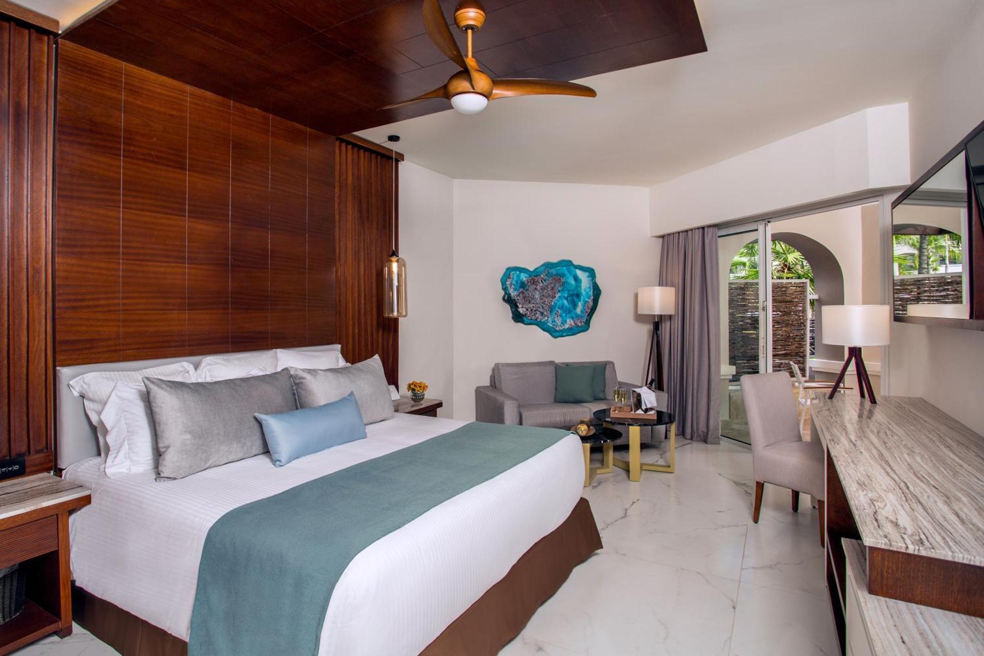 Junior Suite King con Vista Tropicale