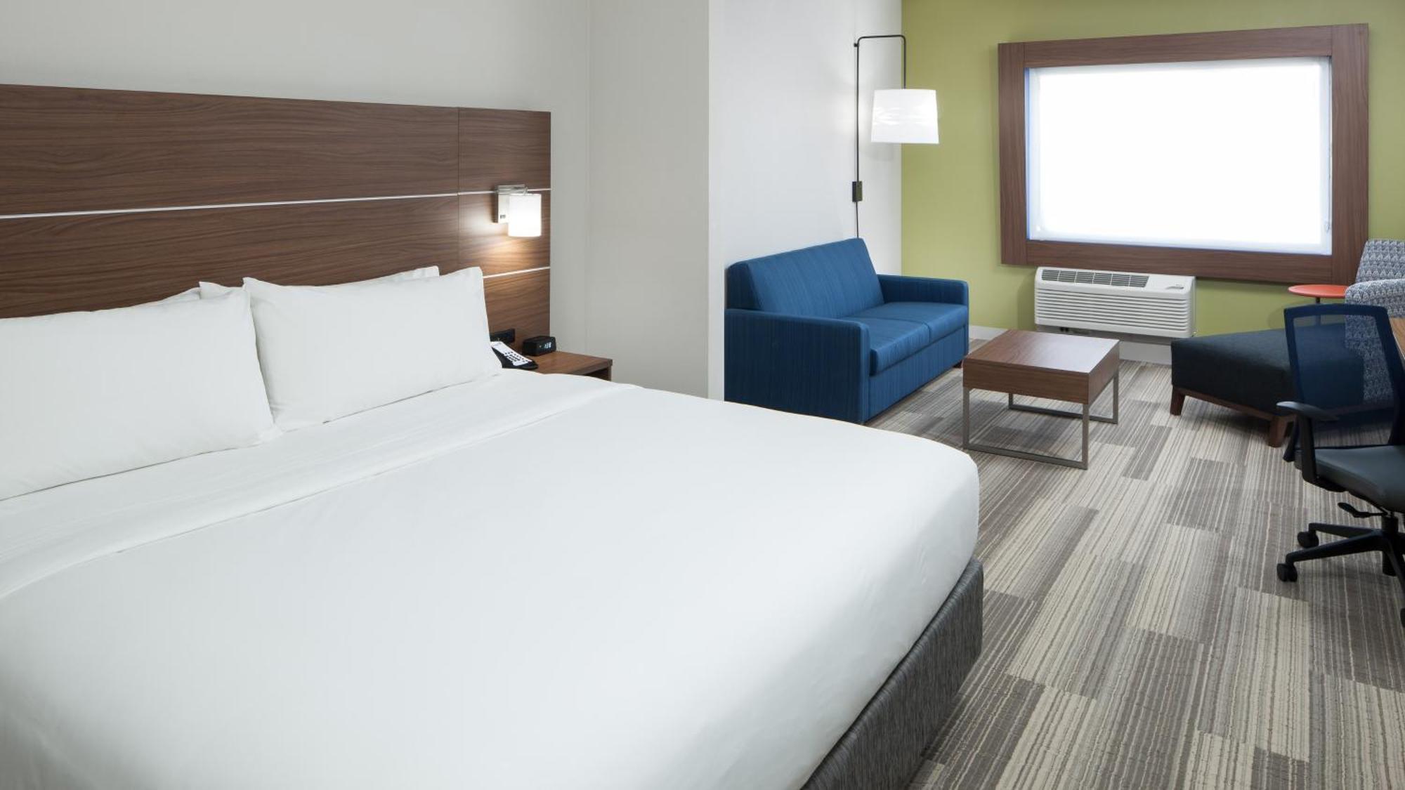 Standard King Room