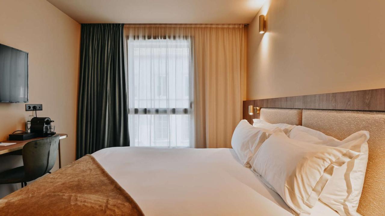 Double Room with City View