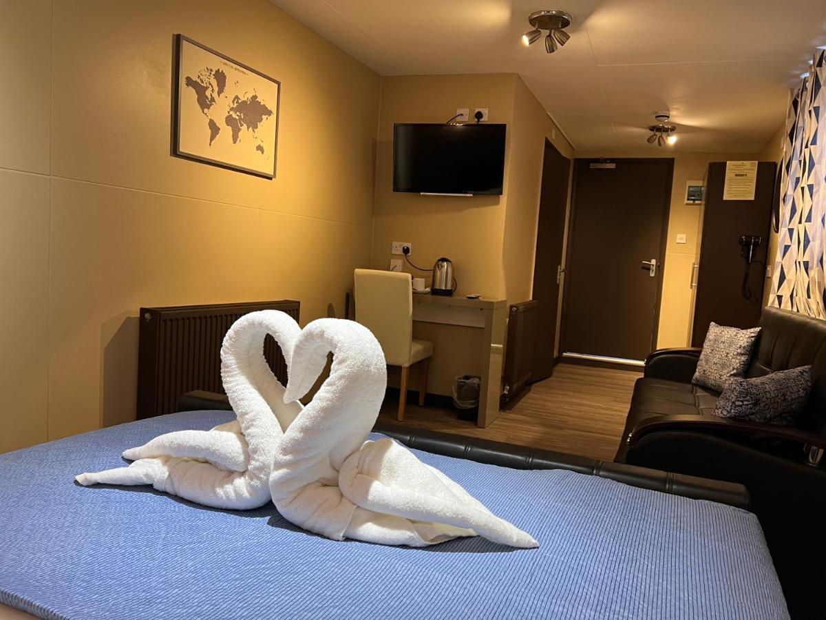 Superior King Room