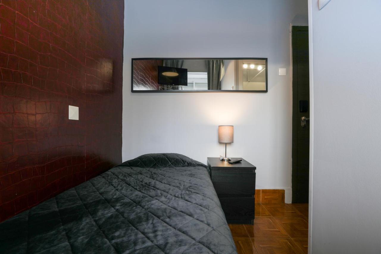 Single Room Green Room No Cleaning