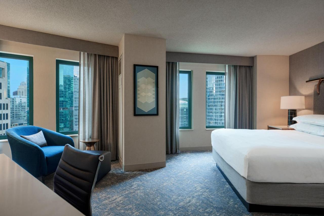 Traditional King Room,1350821464:JPEG