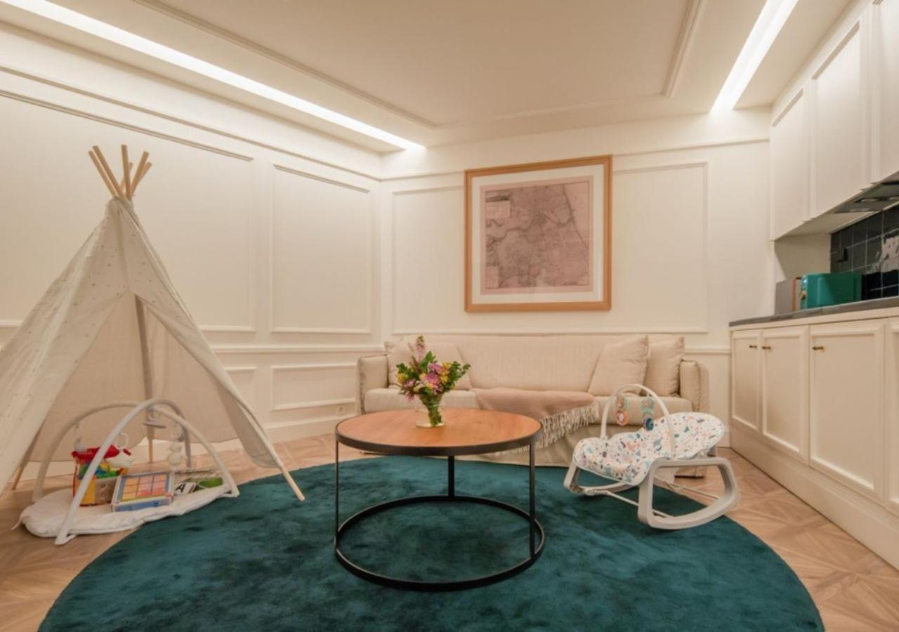 Homey Suite