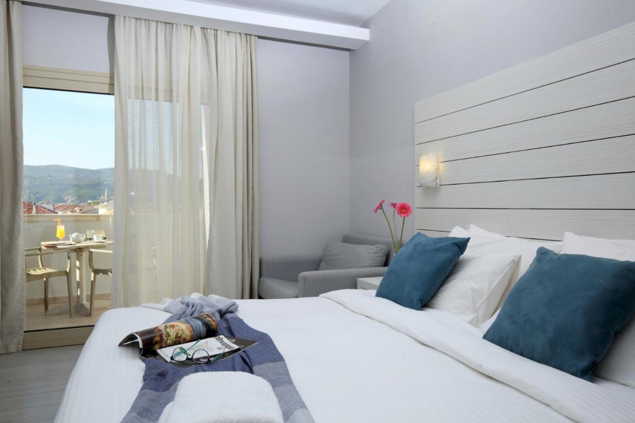 Doppel- oder Zweibettzimmer mit Stadtblick