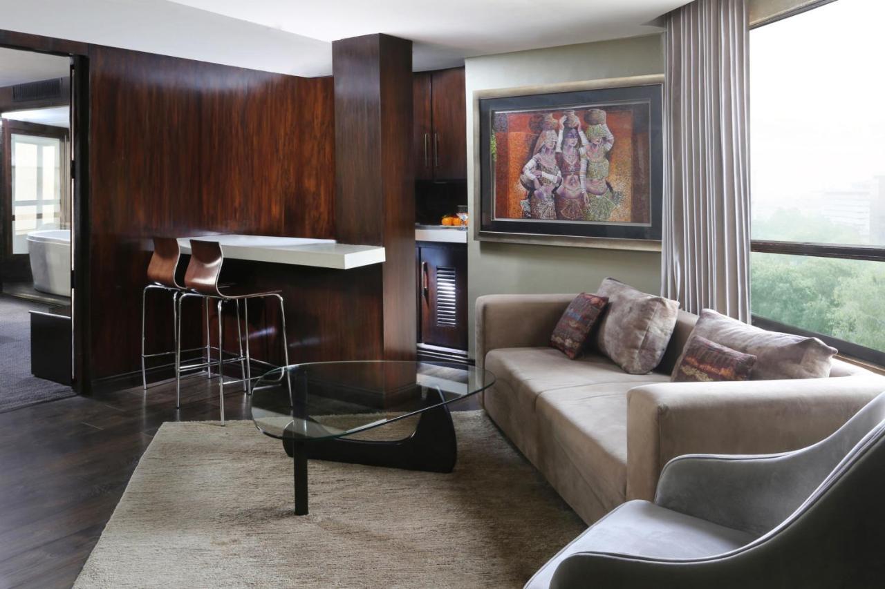 Suite Executive lounge access Suite 1 King