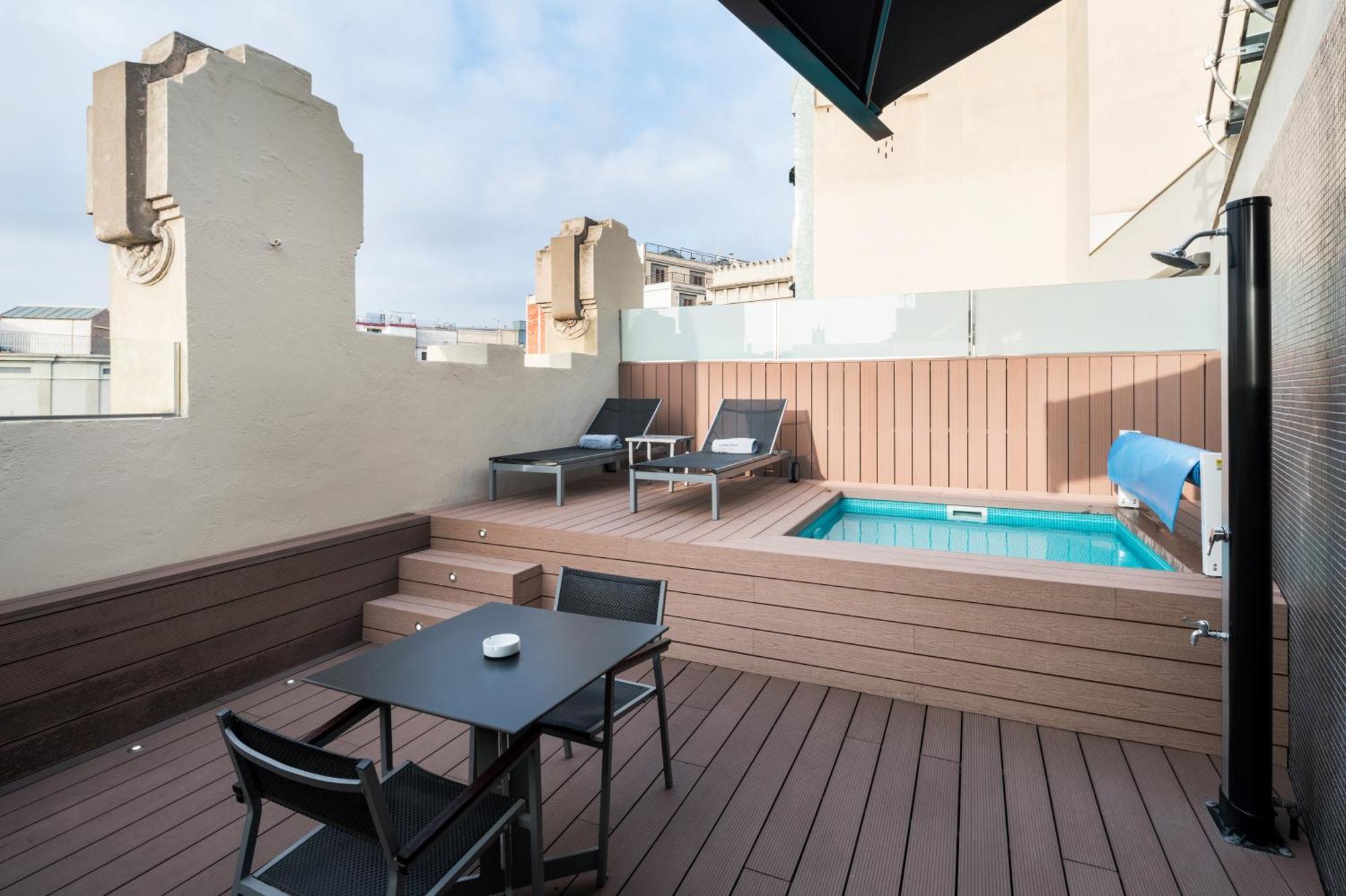 Superior Tweepersoonskamer met Terras - Eigen Zwembad