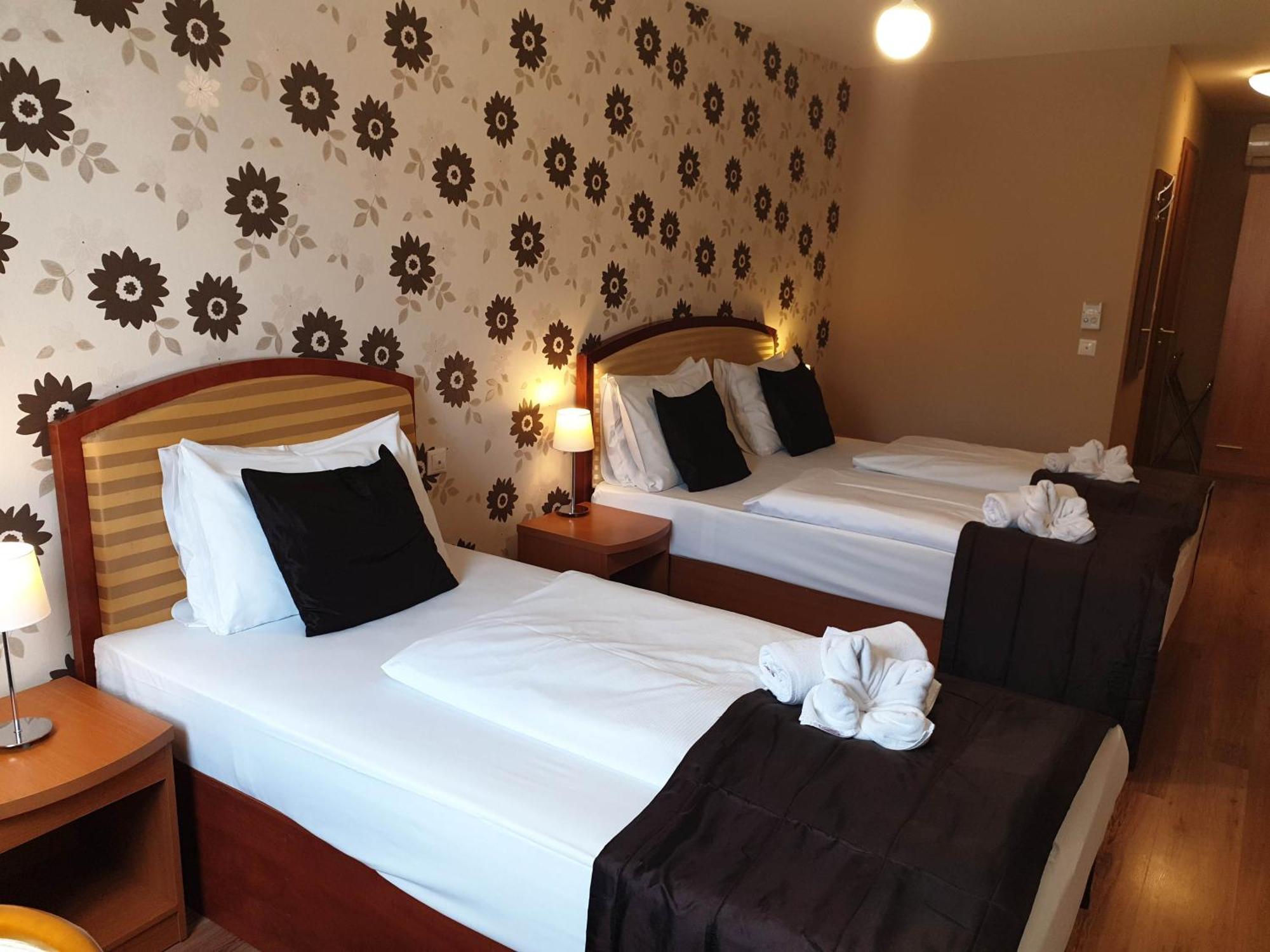 Superior Double Room Extra Bed