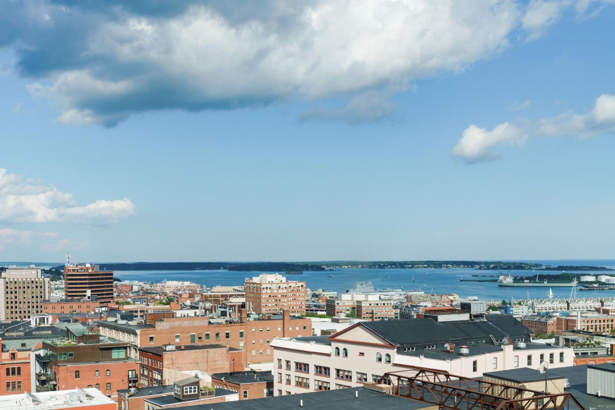 Premium Higher Floor, 2 Double, Harbor view