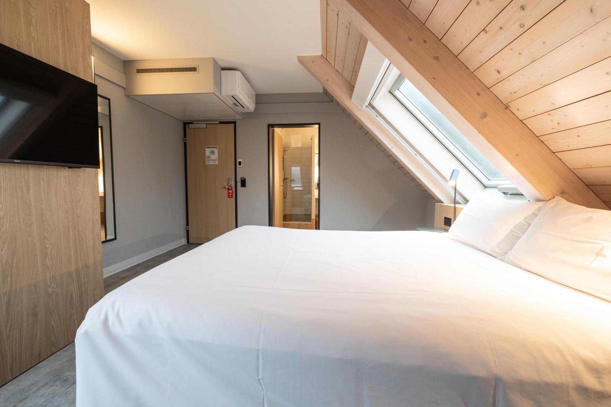 Executive Double Room with Sofa Bed,1705577184:JPEG