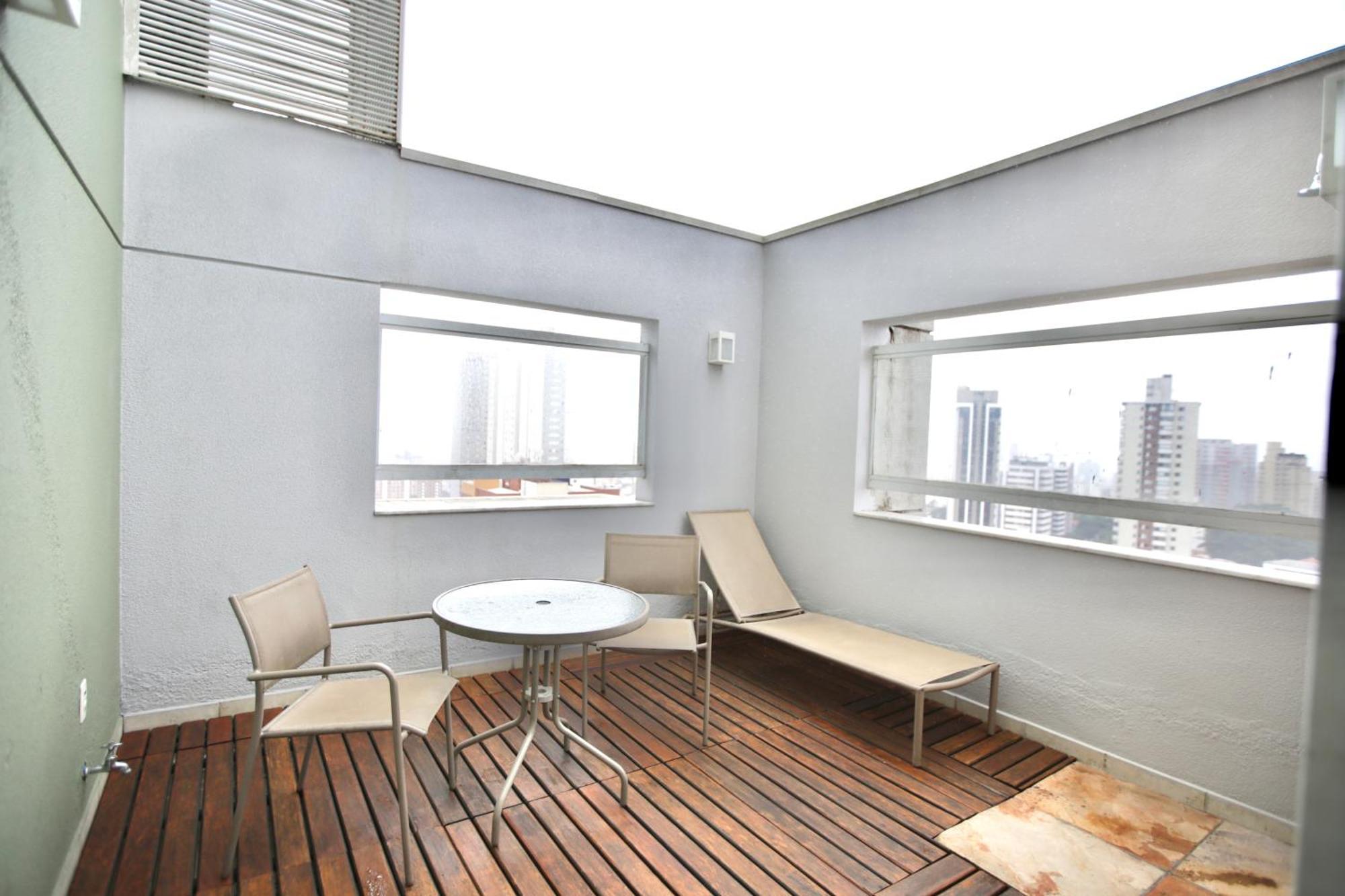 Family Room,1704915460:JPEG