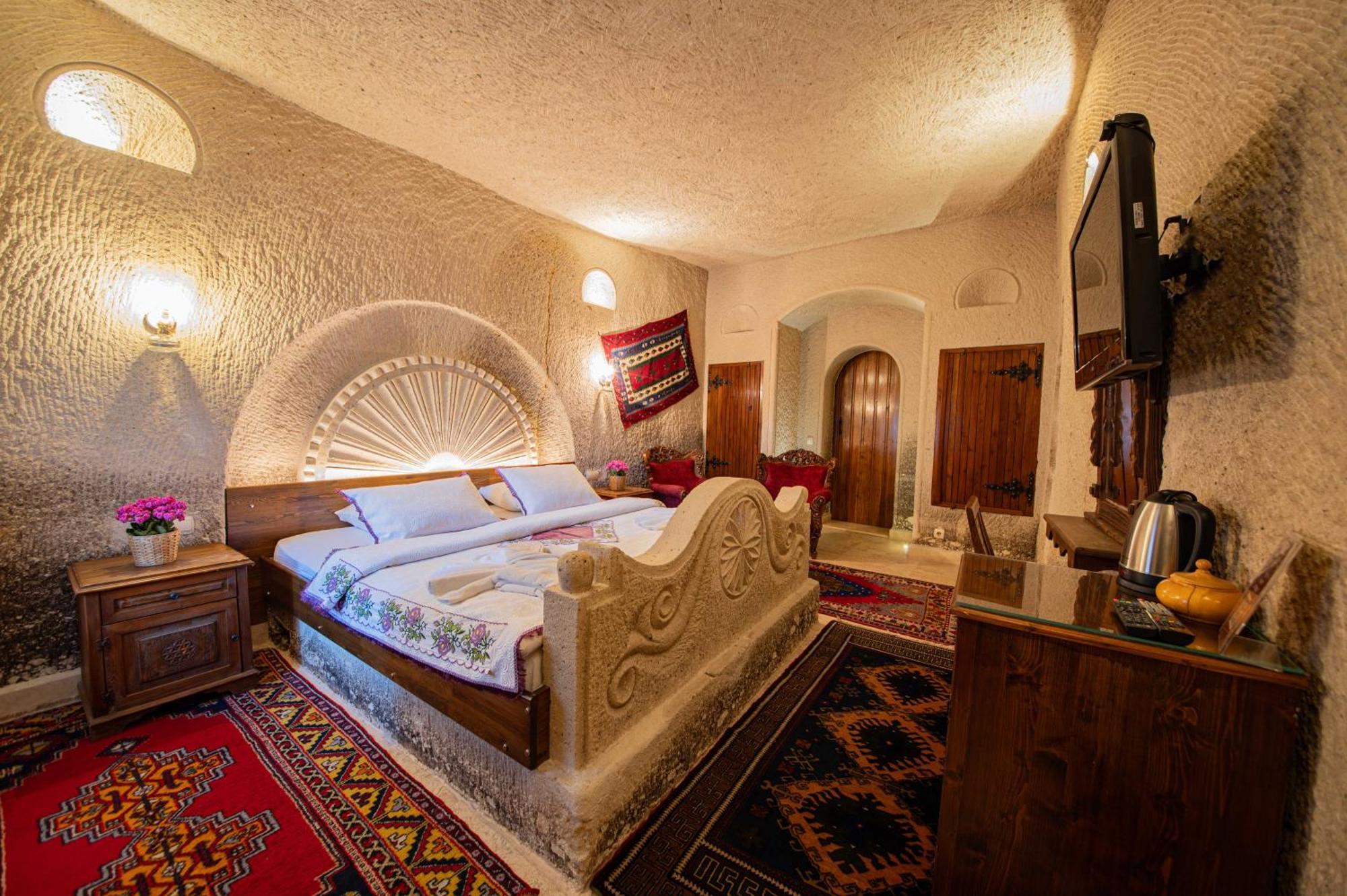 King Suite,1537658743:JPEG