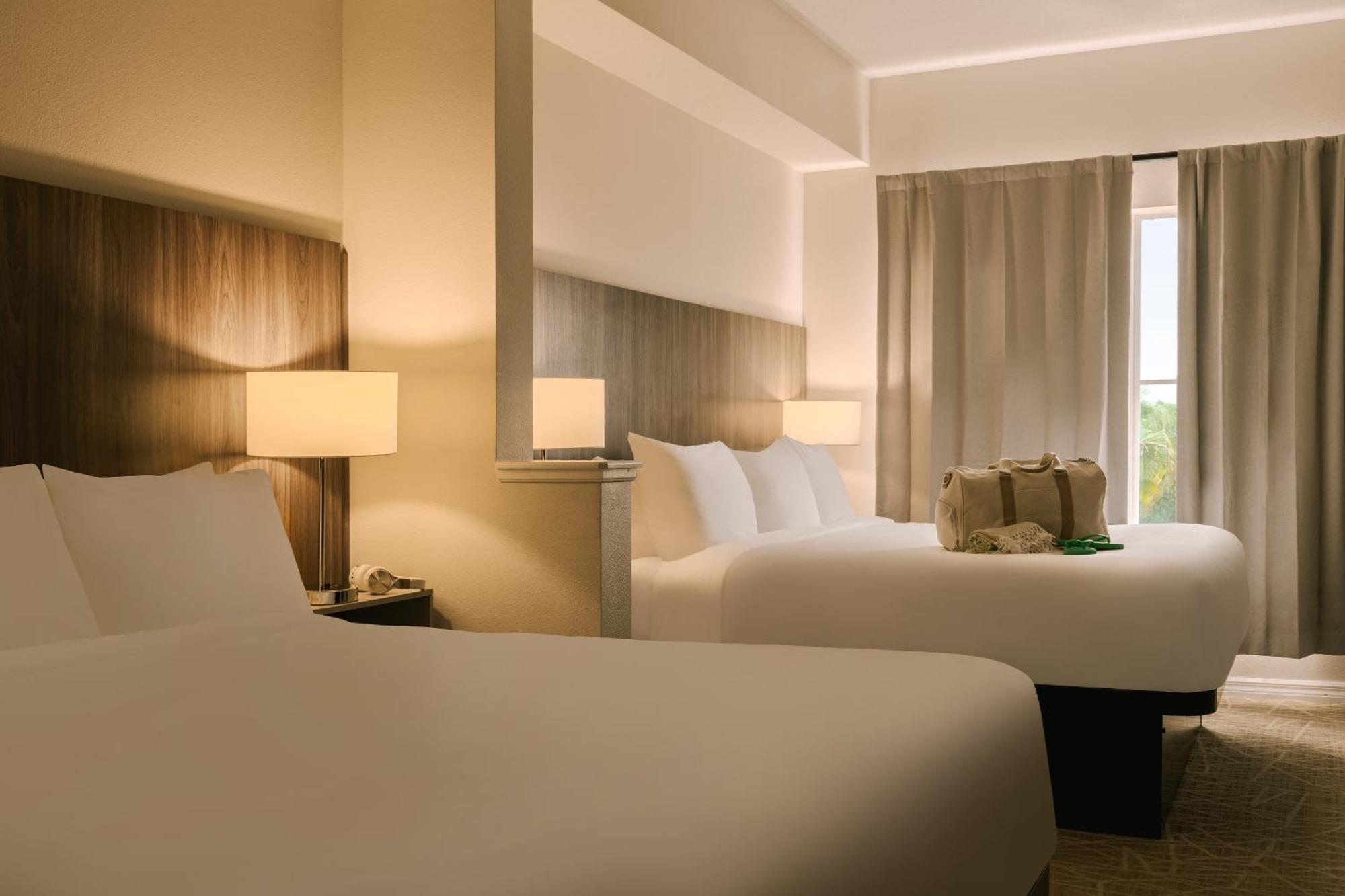 Quarto Duplo Deluxe com Cama King-size