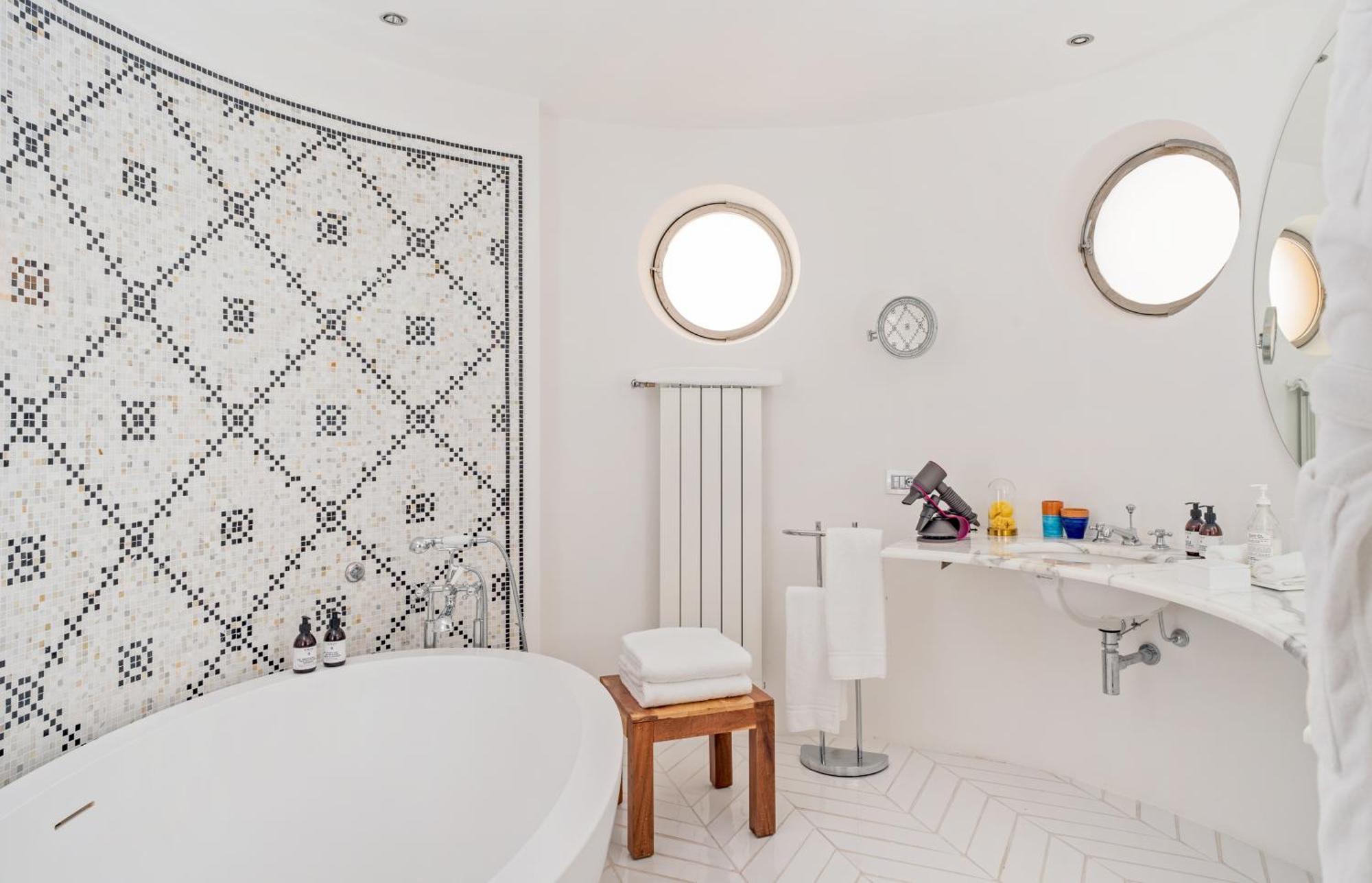 Suite con 2 Camere da Letto