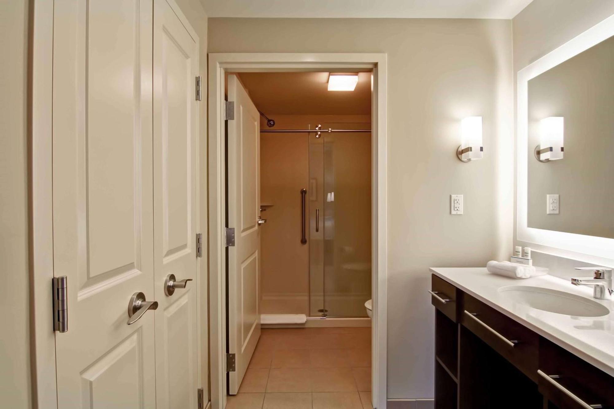 King Studio Suite - Hearing Access/Non-Smoking,1551396607:JPEG