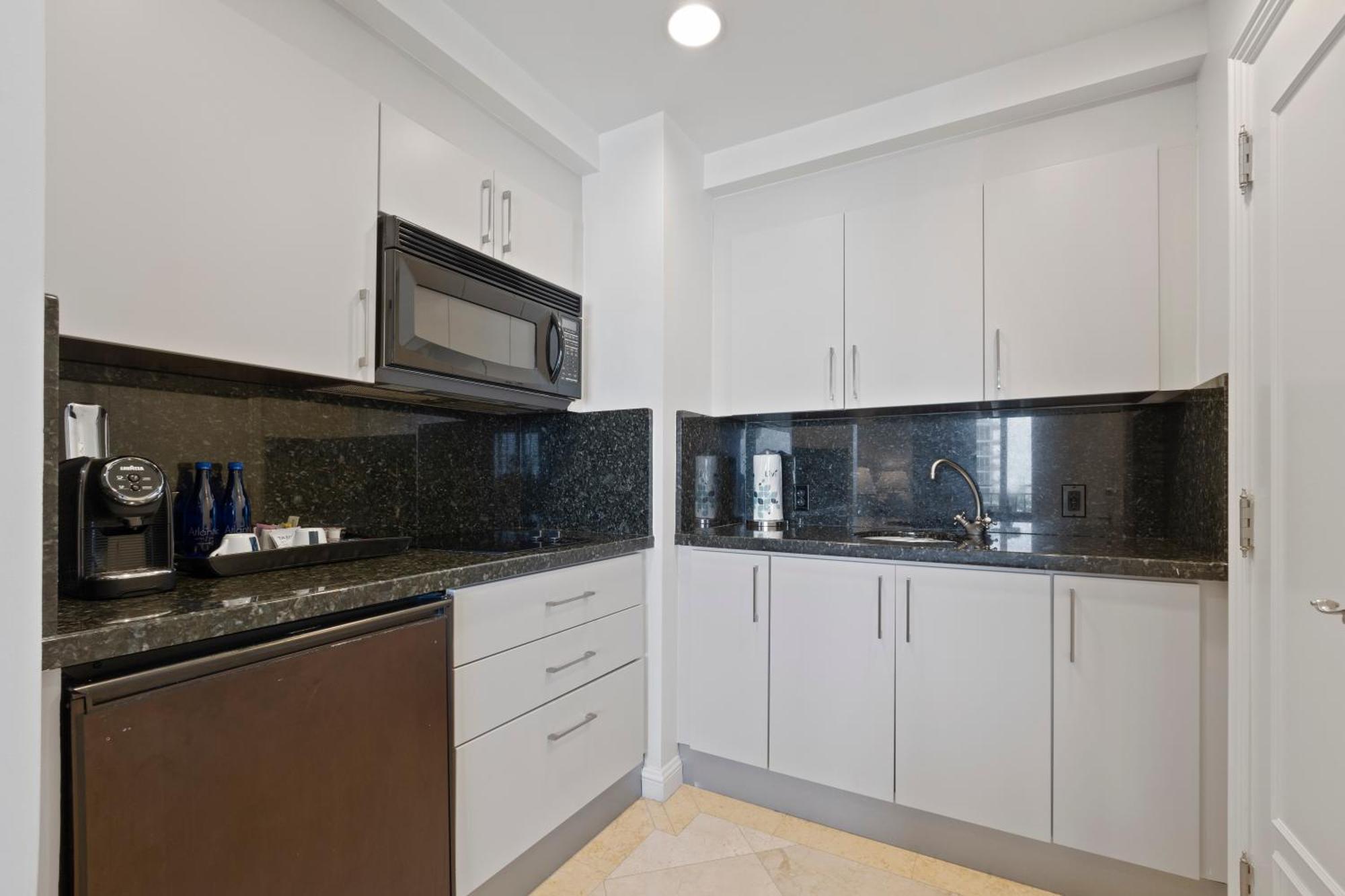 One-Bedroom Suite Ocean View
