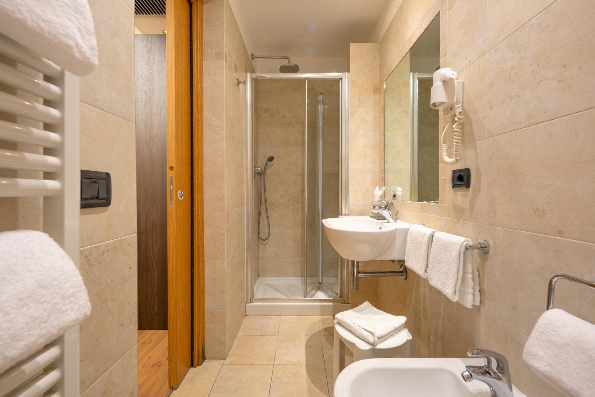 Chambre Quadruple Confort