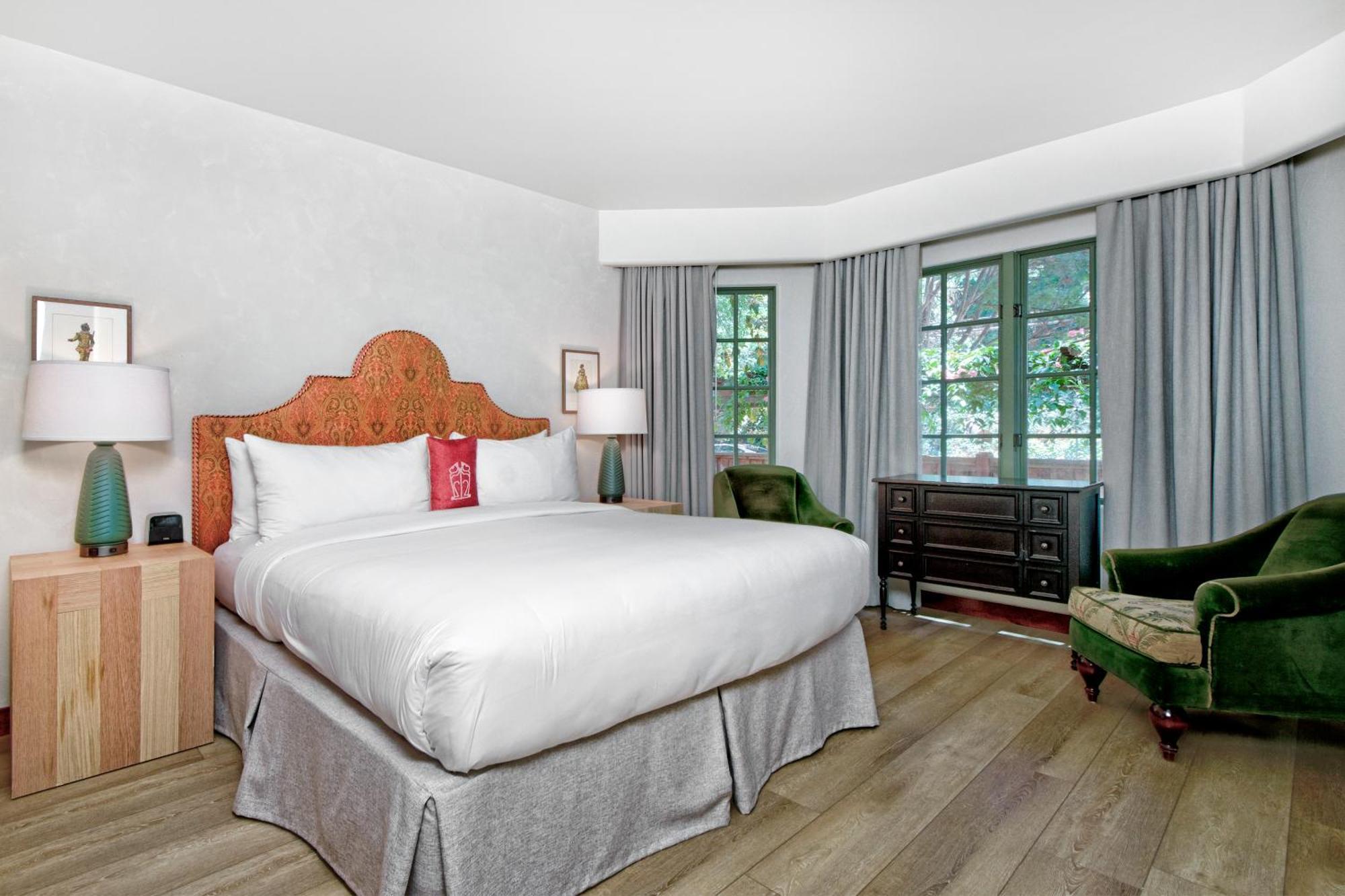 One-Bedroom Suite,1554251074:JPEG