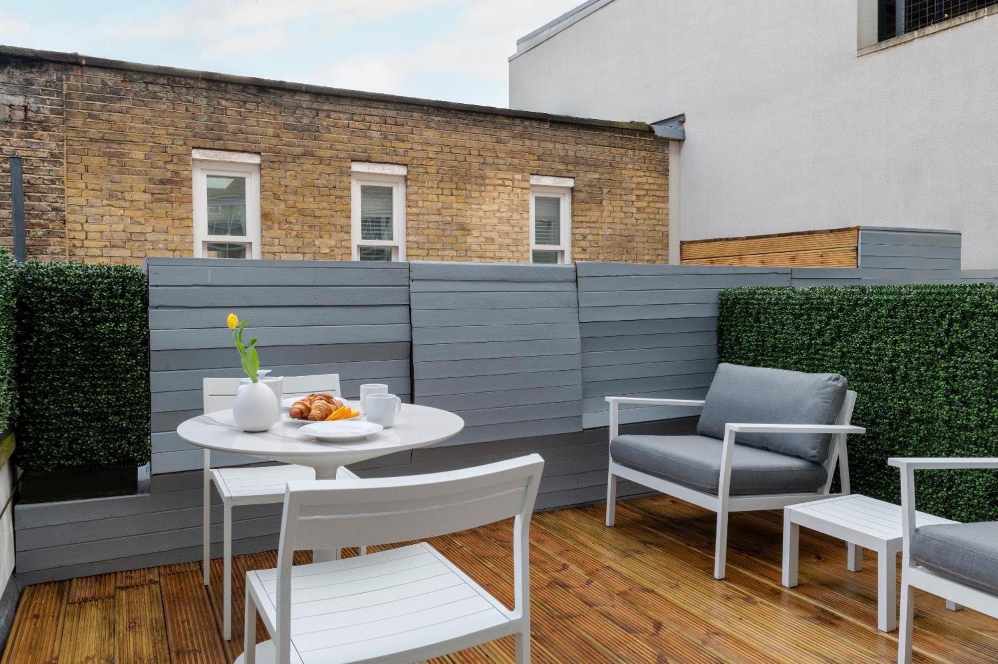 One Bedroom Platinum Suite Terrace