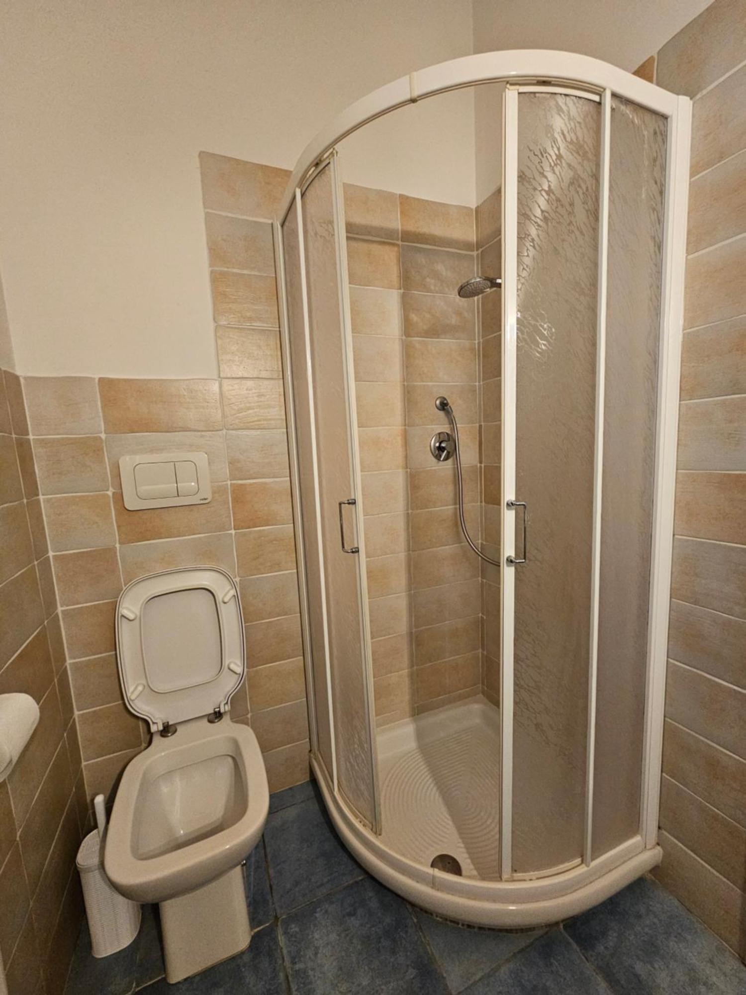 Camera Matrimoniale con Bagno Privato