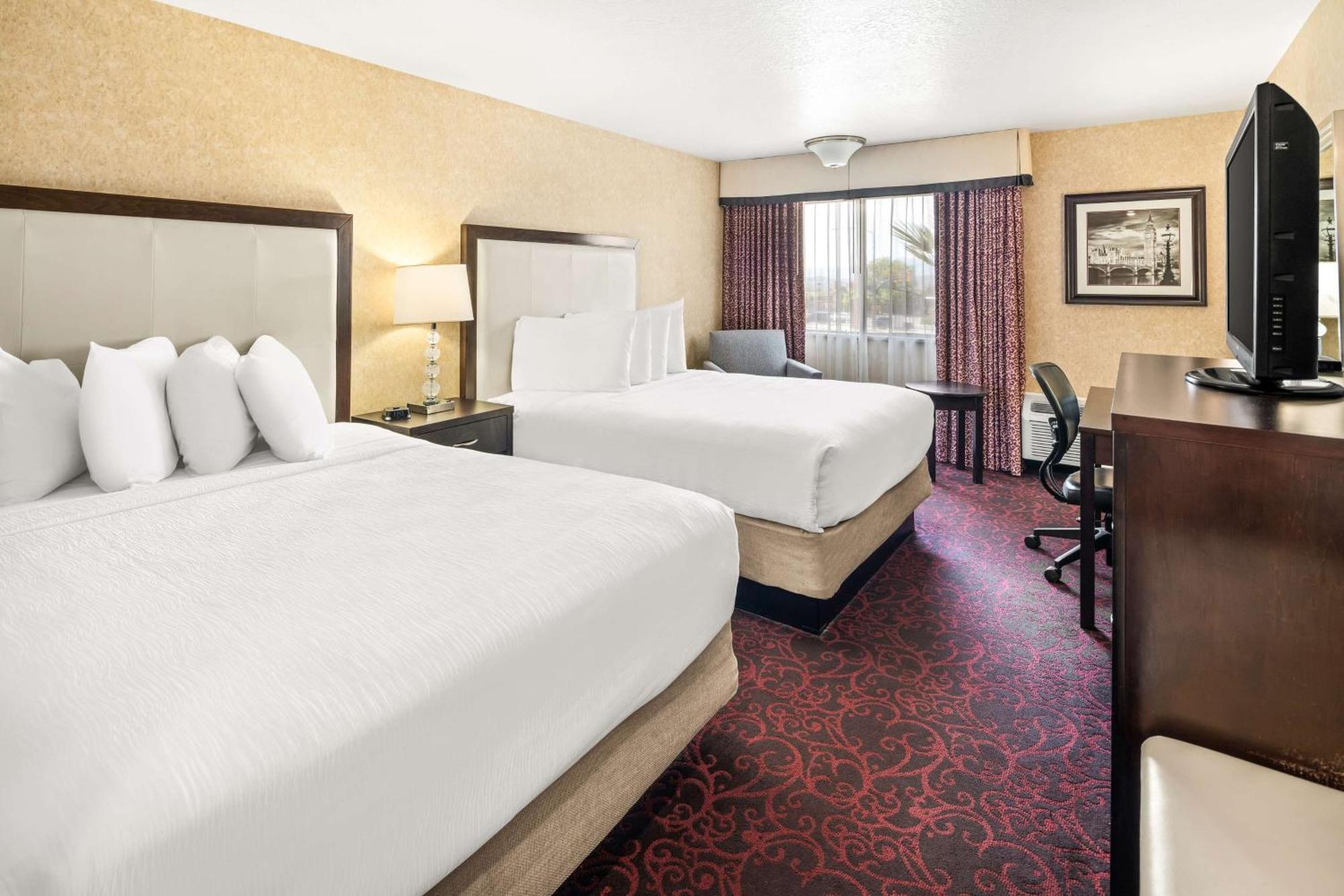 Queen Room Two Queen Beds Non-Smoking