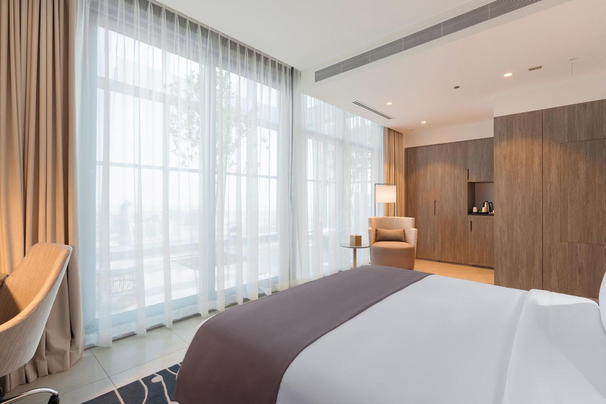 Habitación Skyline Terrace con acceso al NEST Club Lounge y al Soluna Beach Club