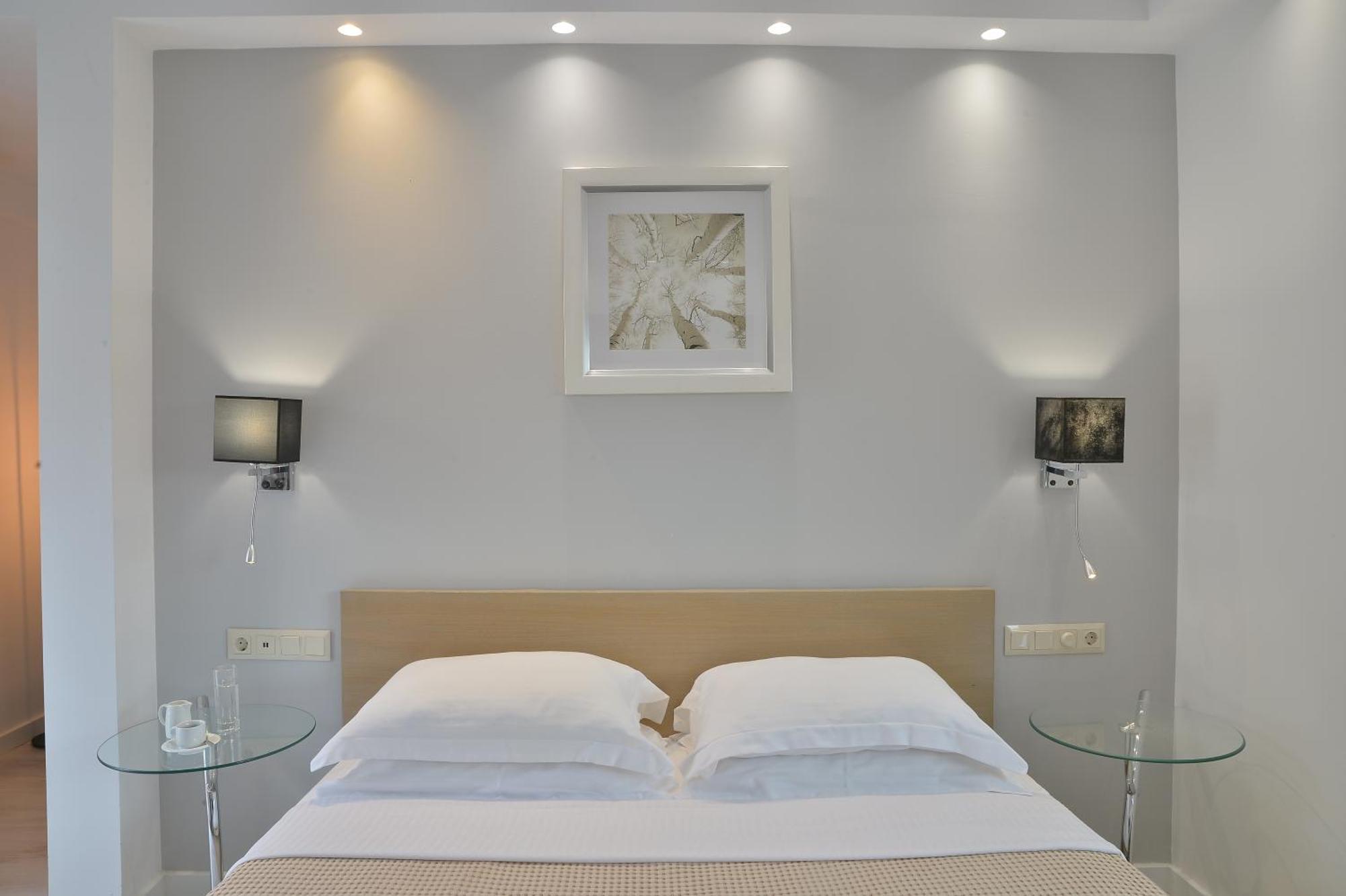 Deluxe King Suite
