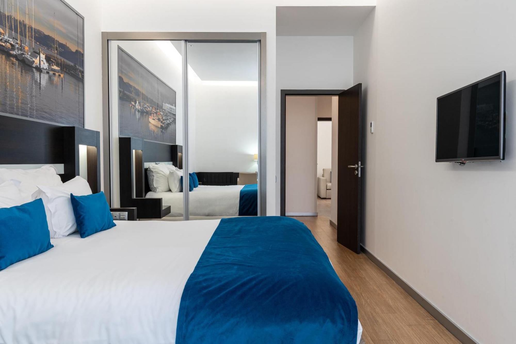 Family Junior Suite,1597578580:JPEG