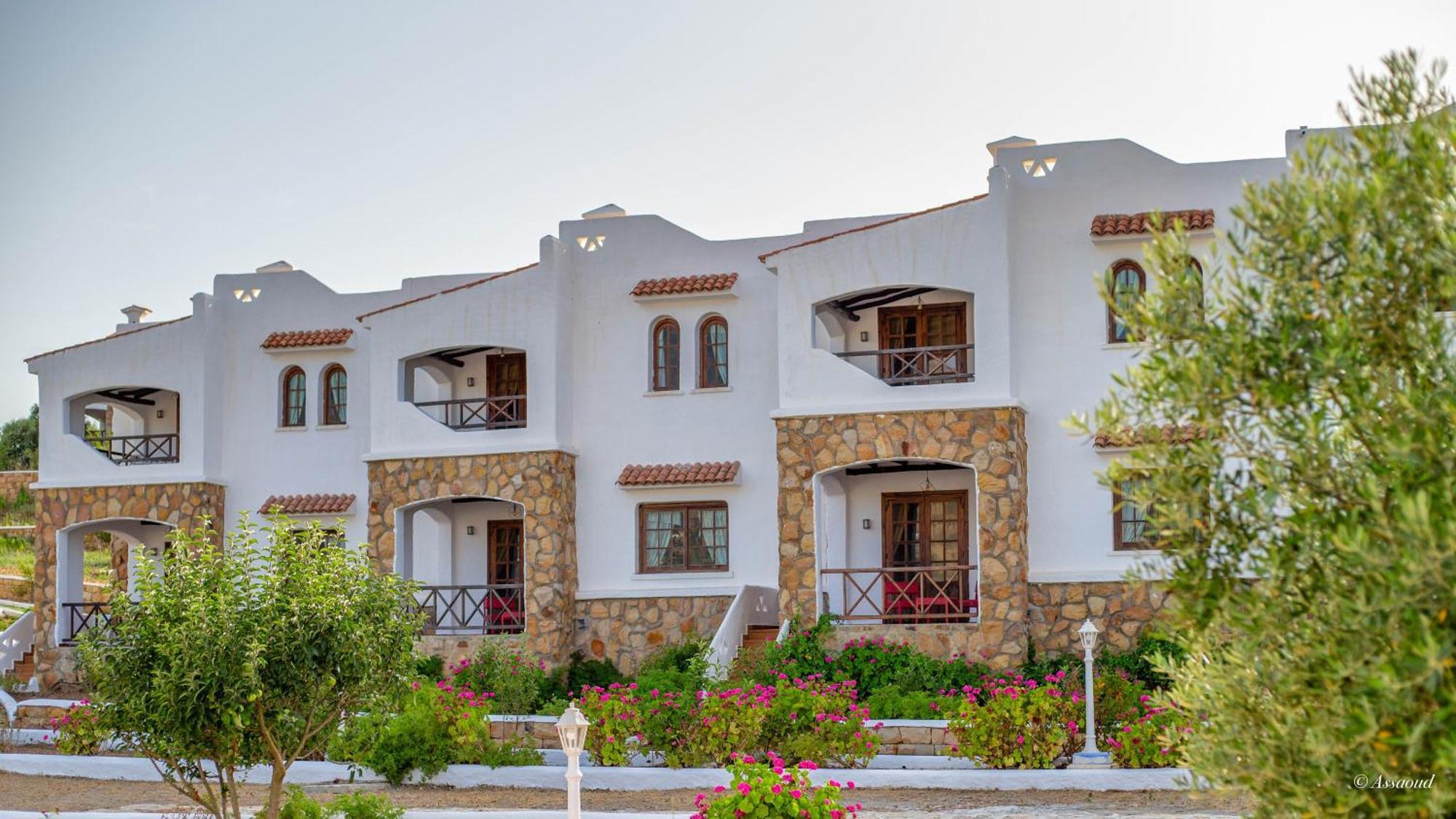 Deluxe Bungalow with Garden View
