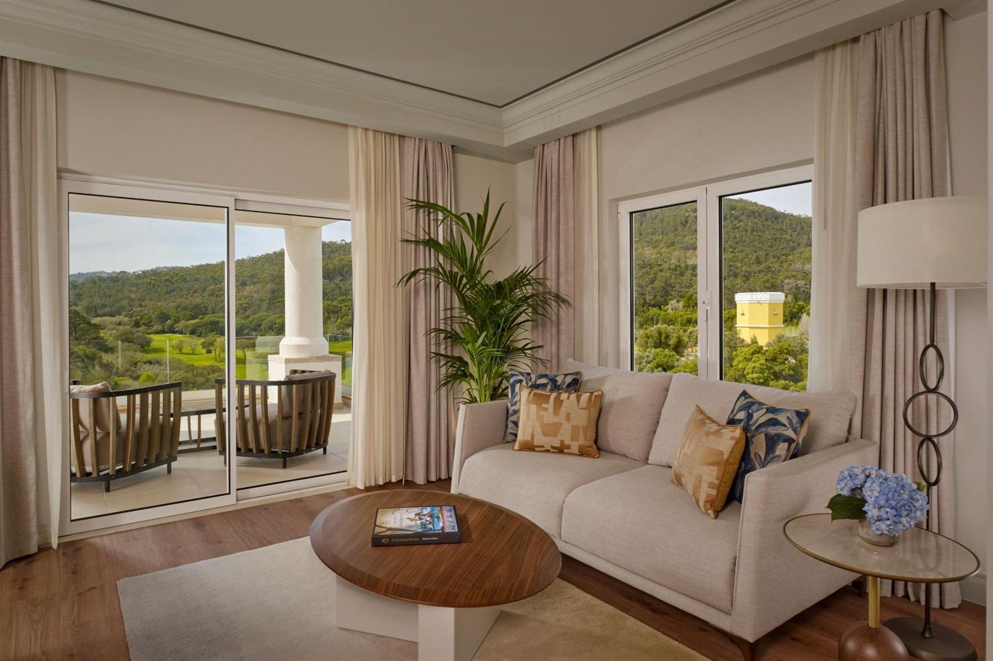 Suite King Executiva com 1 Quarto e Vista Resort