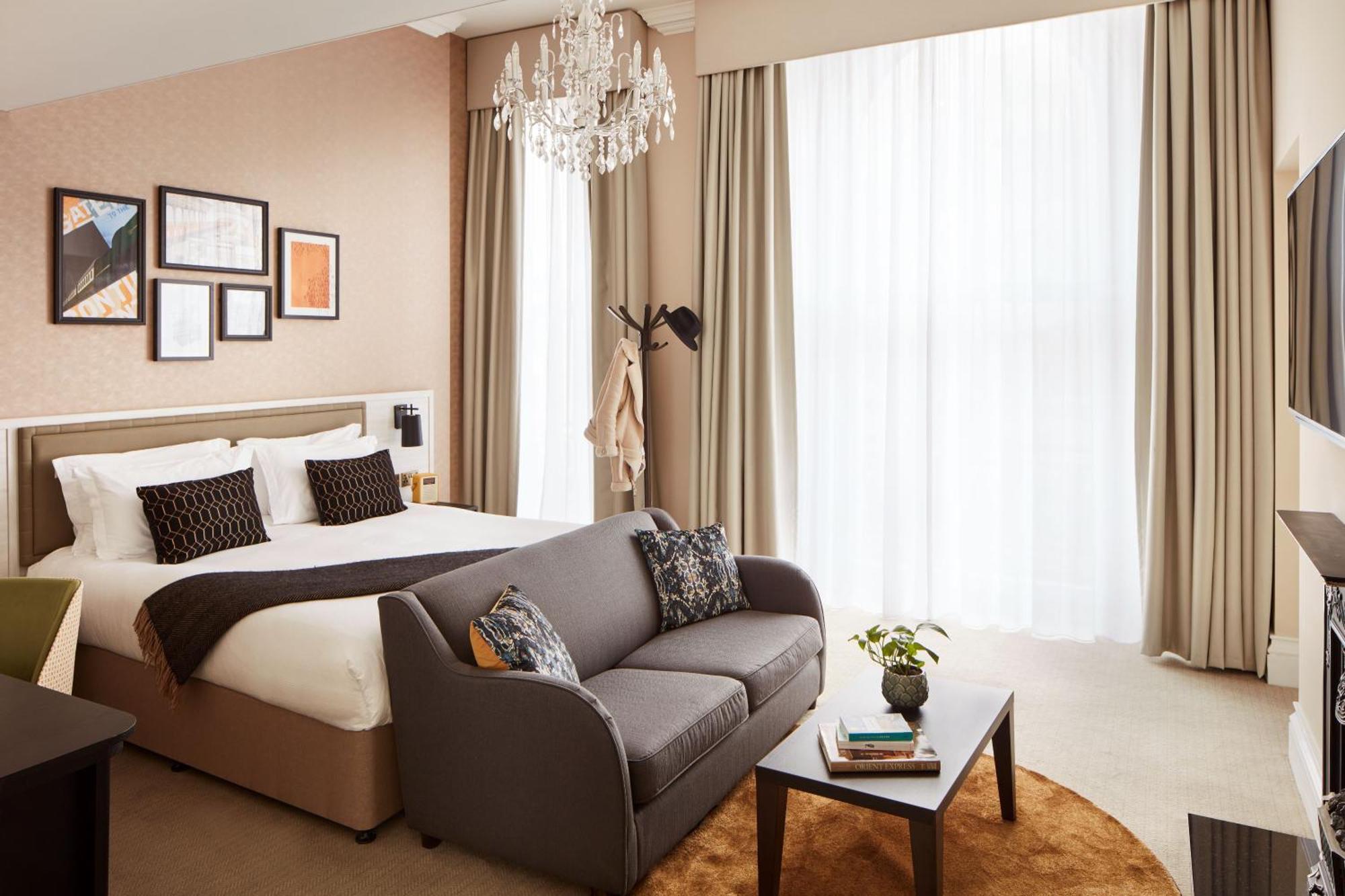 Signature Suite