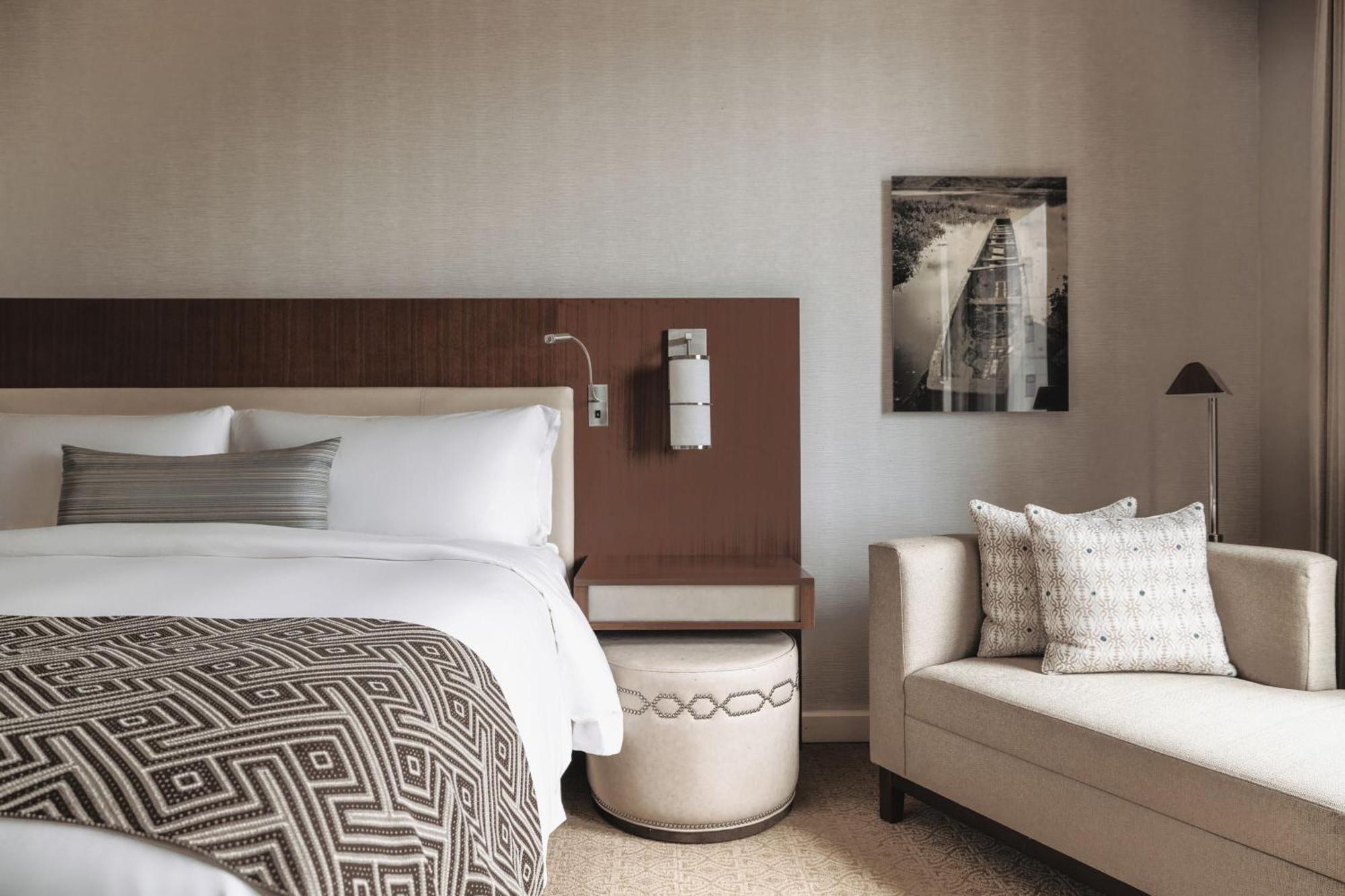 One-Bedroom Master Suite Golf View Terrace