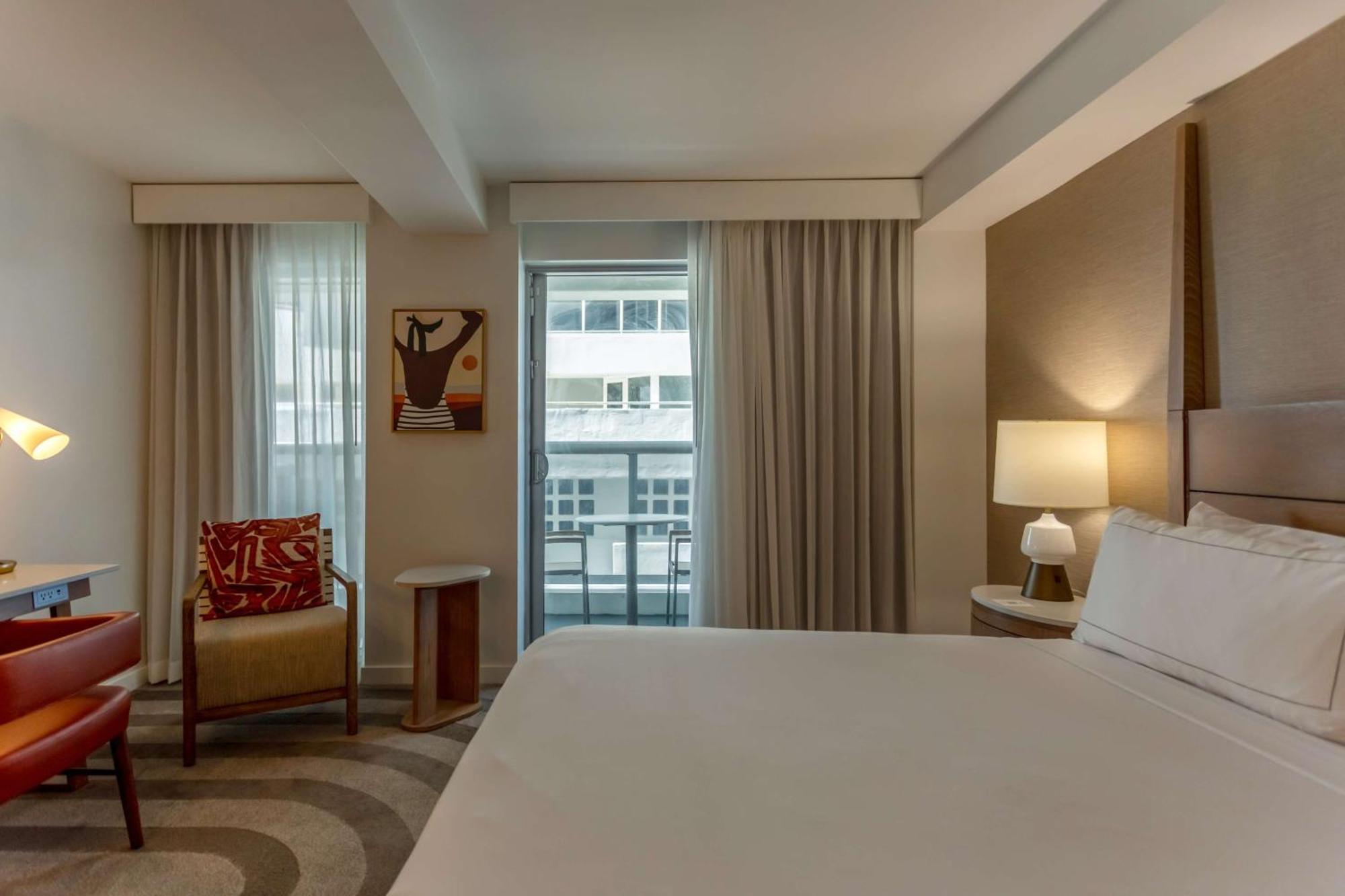 Deluxe King Room Balcony,1622046301:JPEG