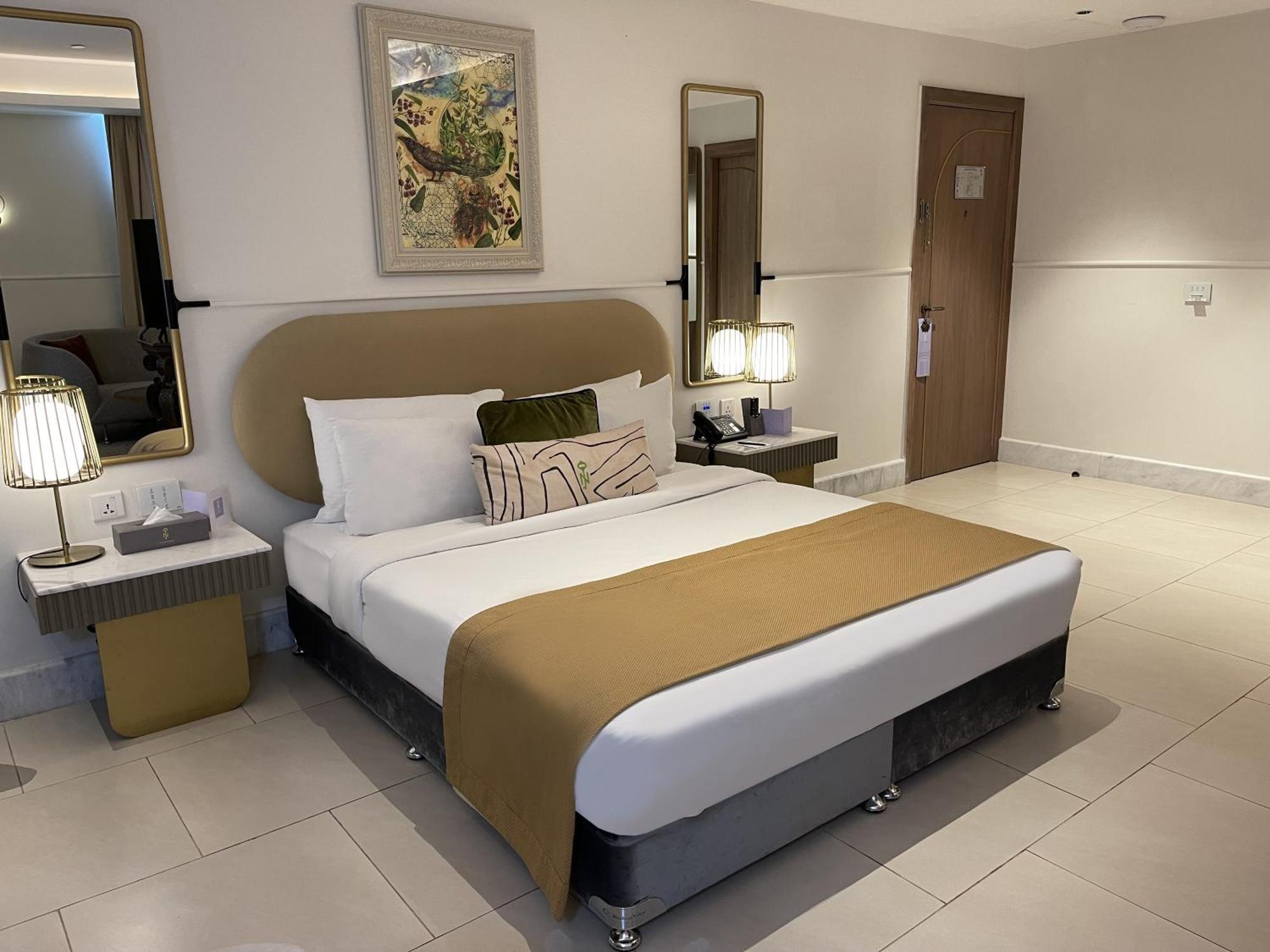 Executive King Room