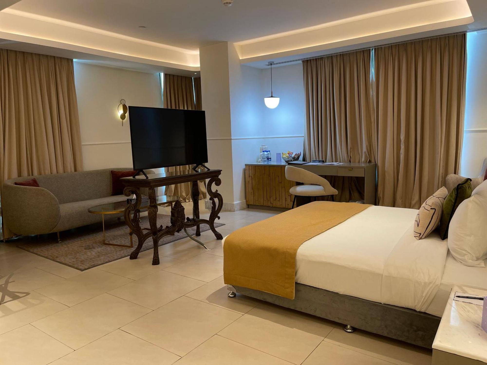 Executive King Room