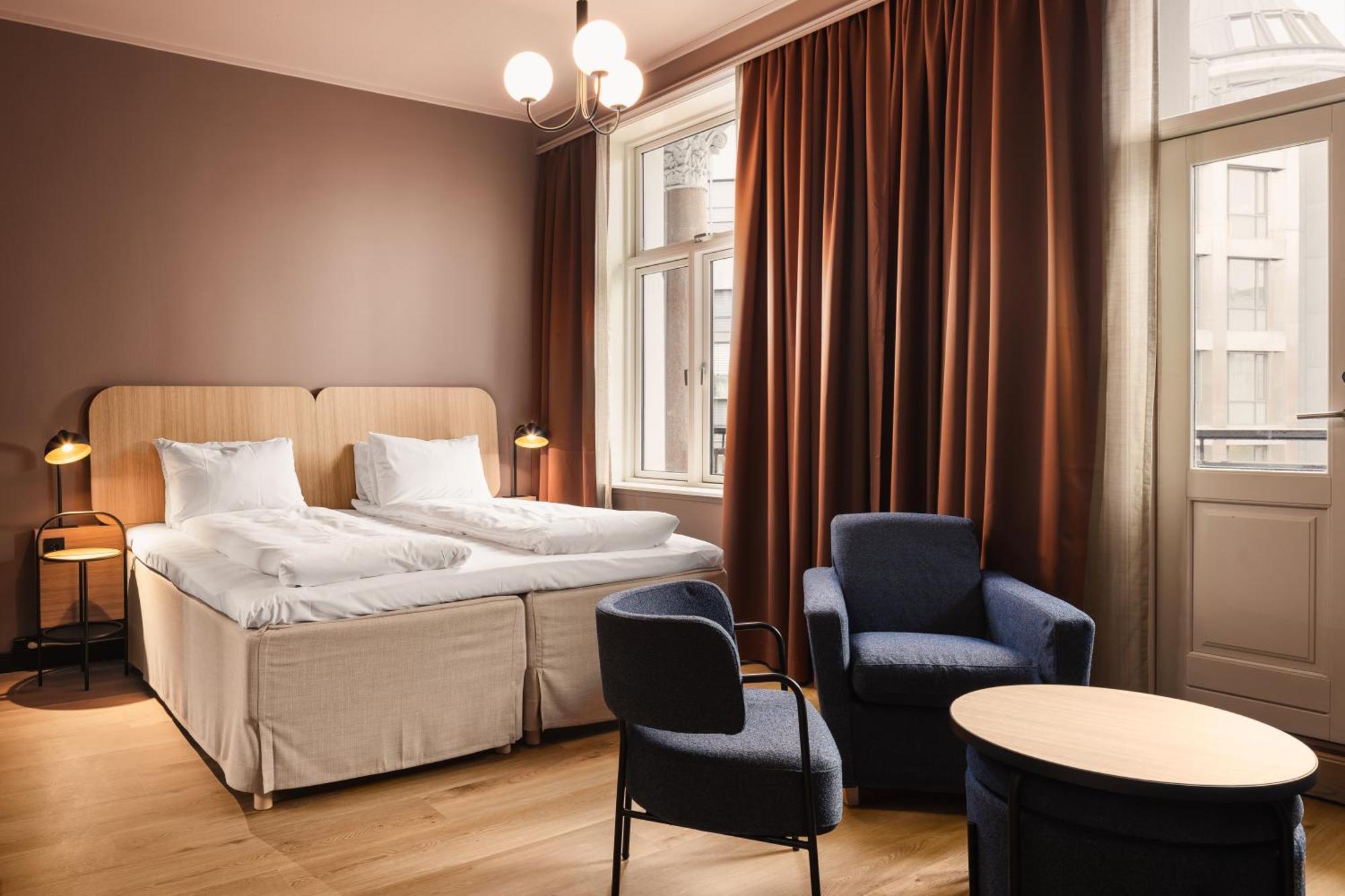 Superior King Room