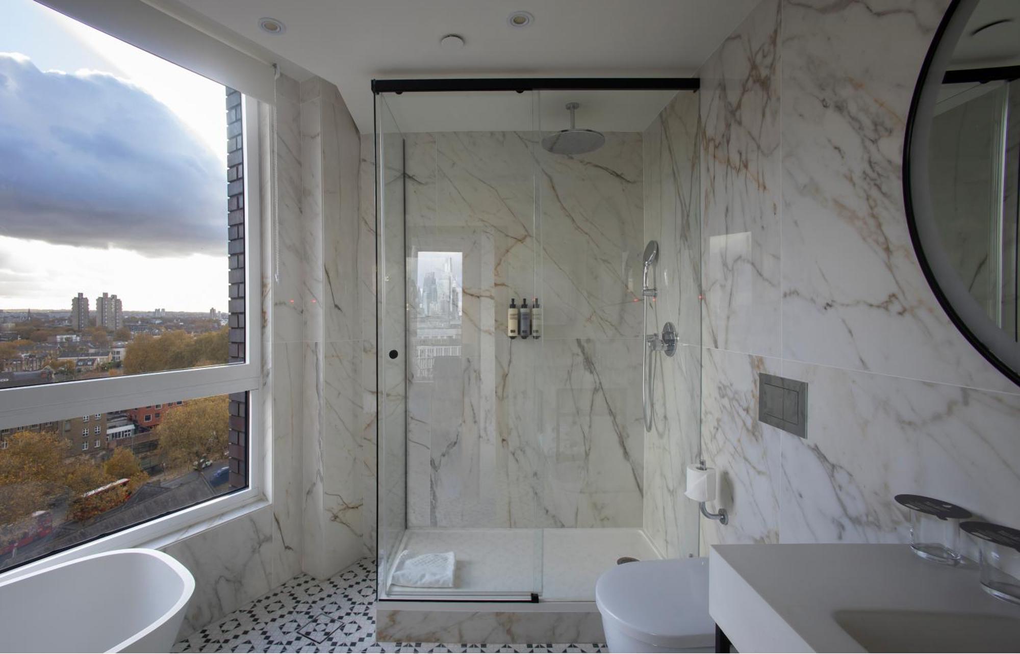 Junior Suite Sky View
