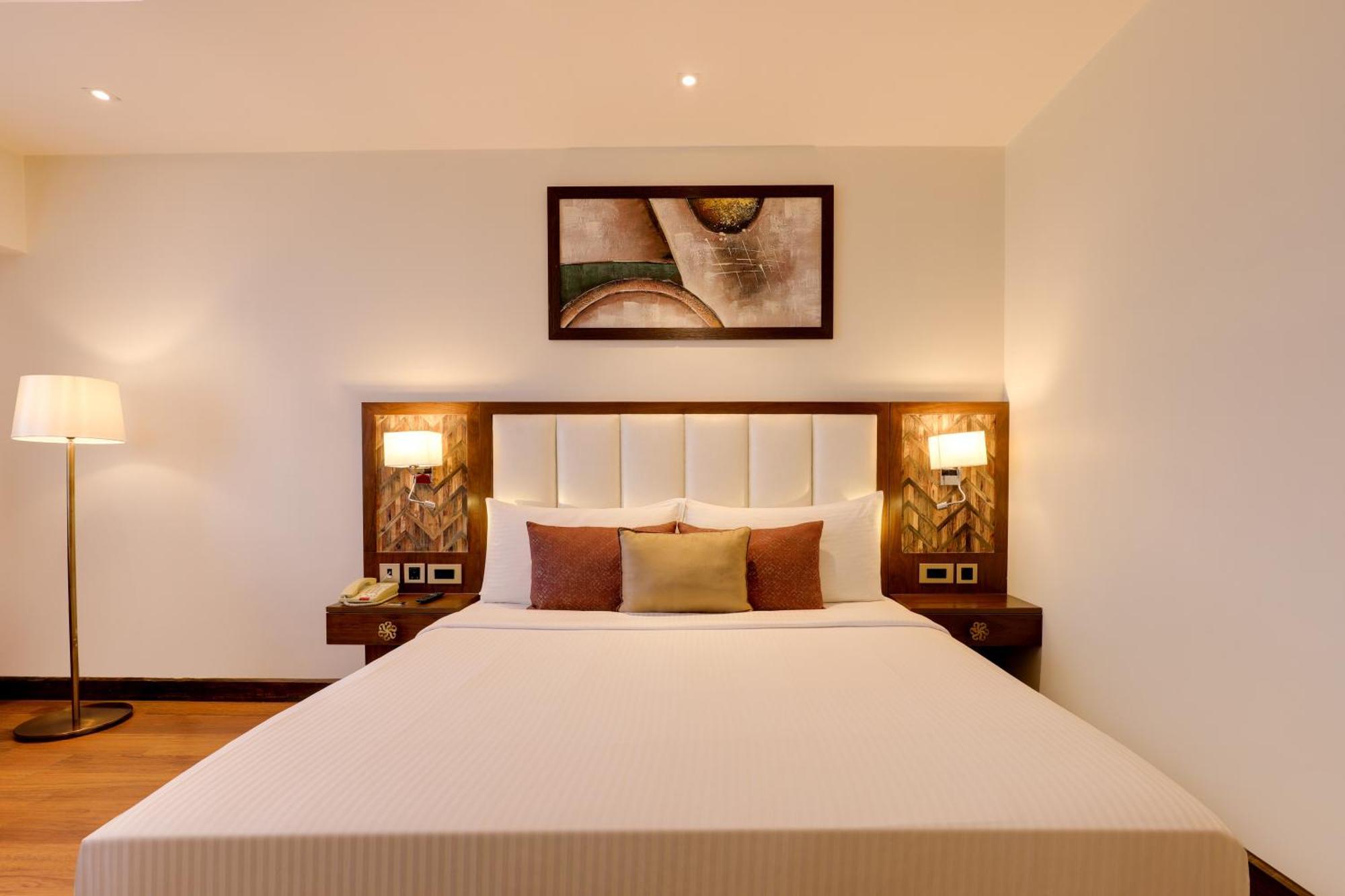 Superior King Room,1653549807:JPEG