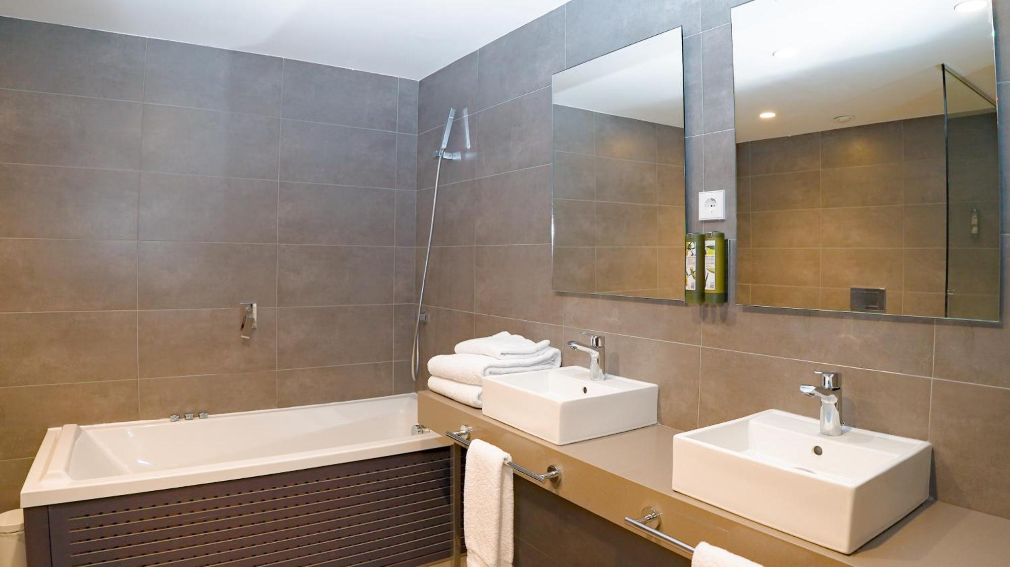 Suite Junior con bañera de hidromasaje