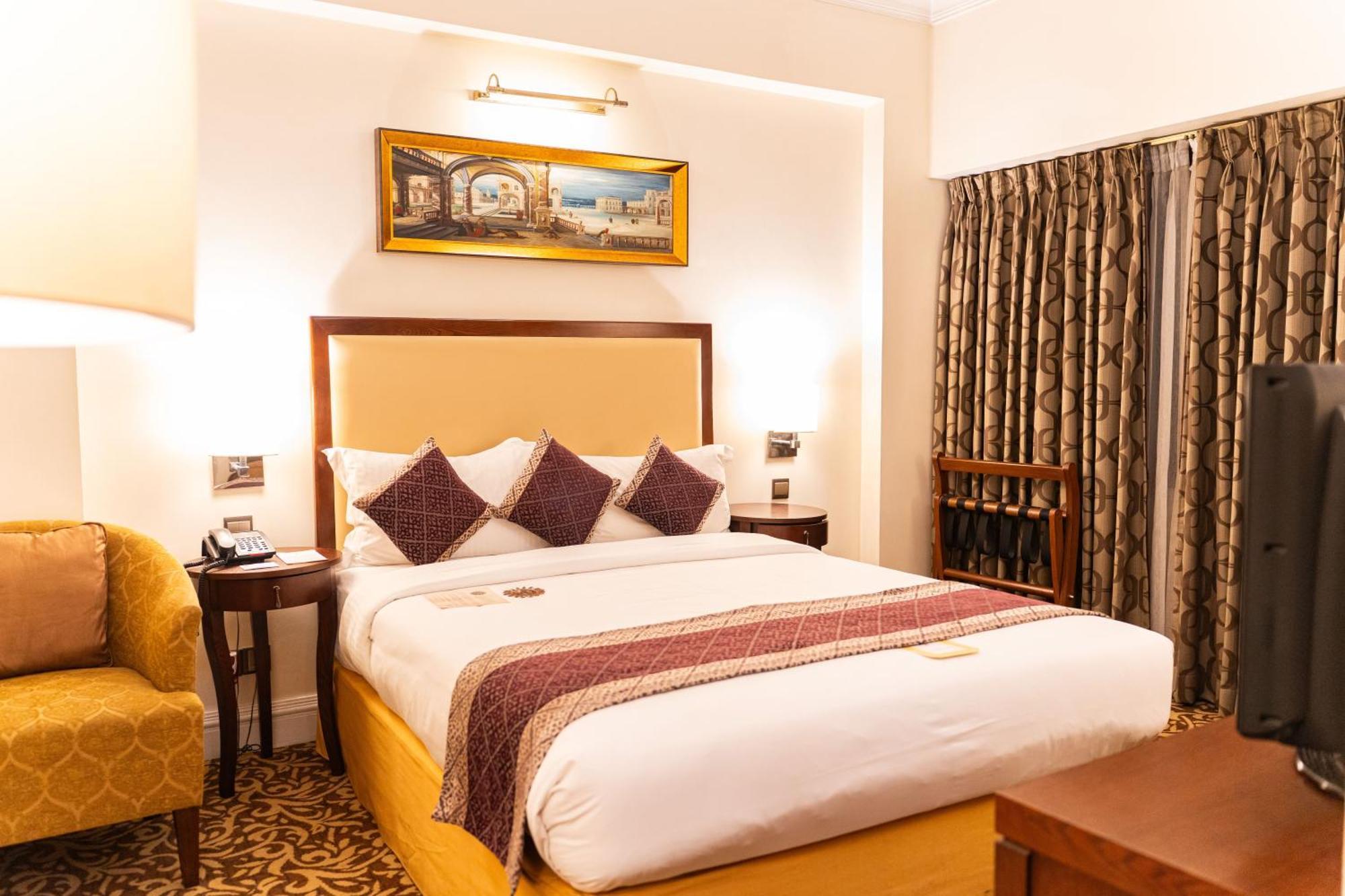 Superior Queen Room