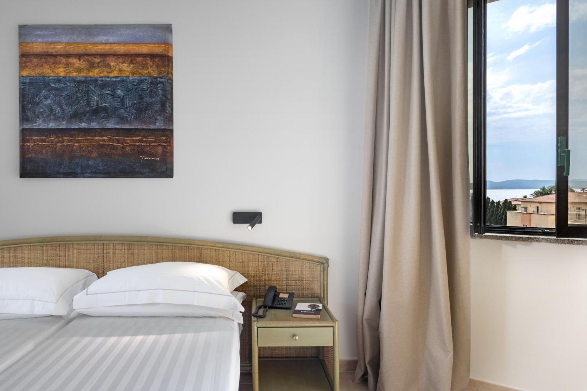 Double or Twin Room with Sea View,1669820403:JPEG